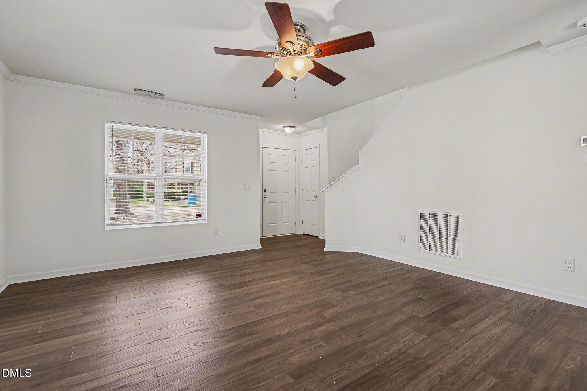 506 Farm House Lane Property Photo 10