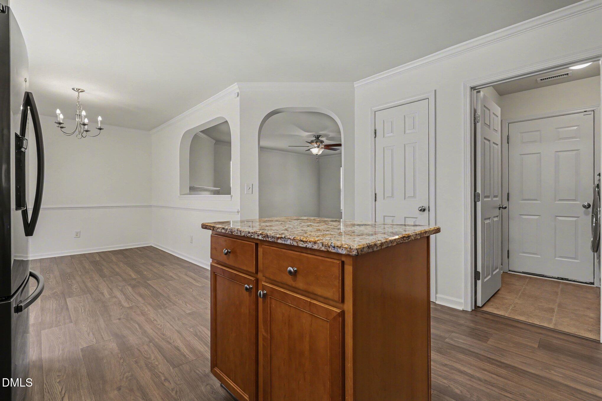 506 Farm House Lane Property Photo 17