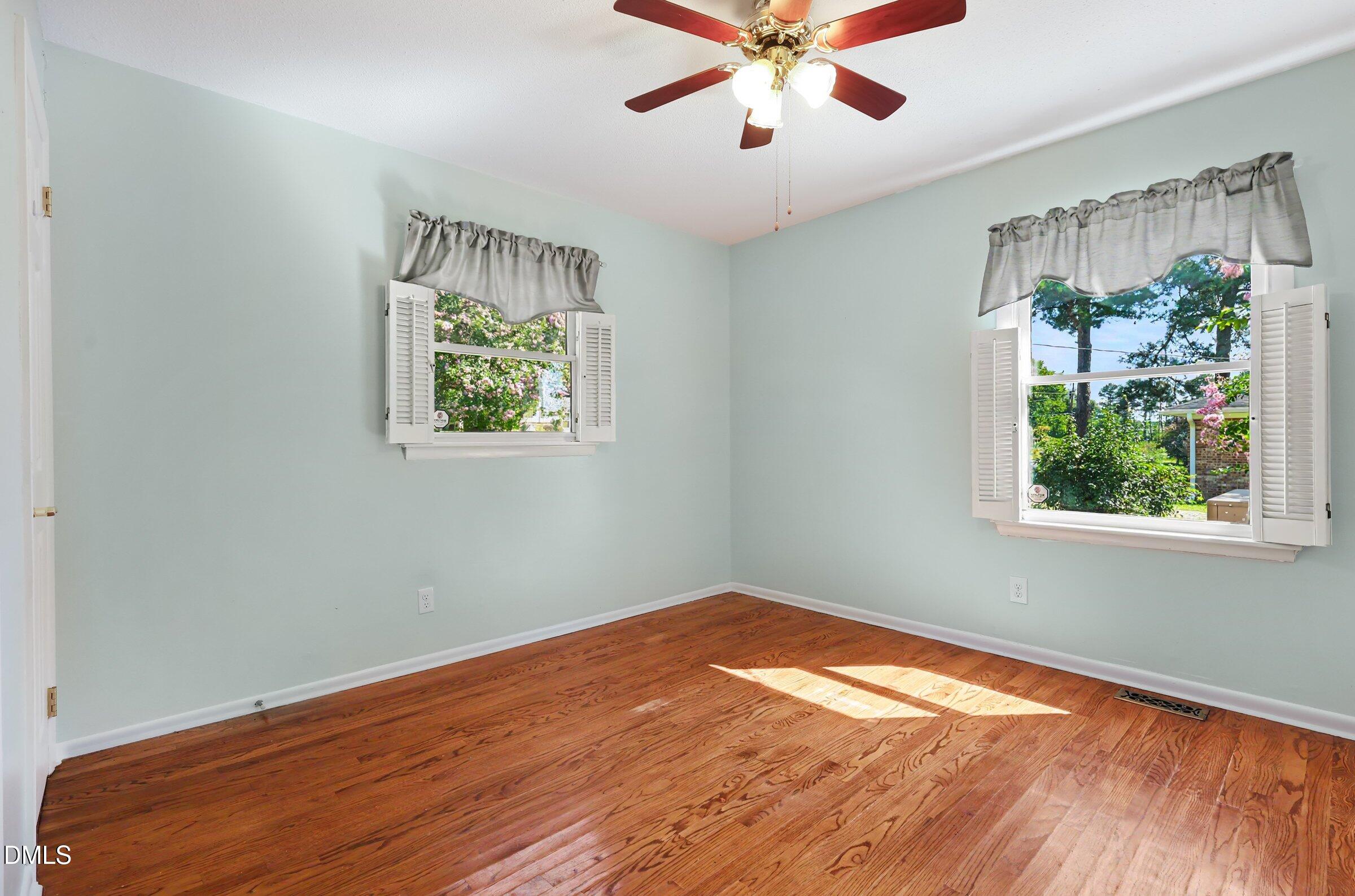 300 Ellen Drive Property Photo 18