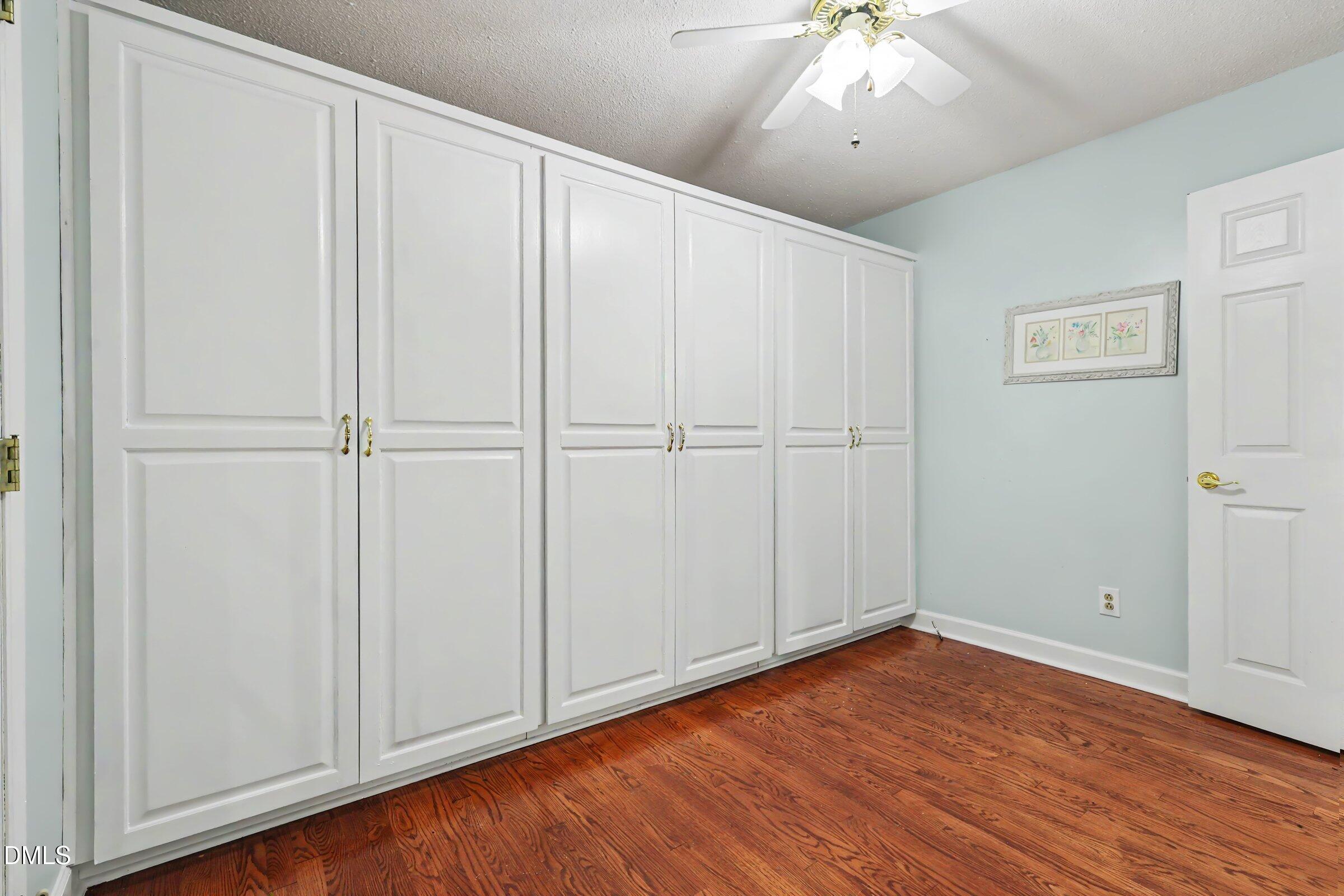 300 Ellen Drive Property Photo 23
