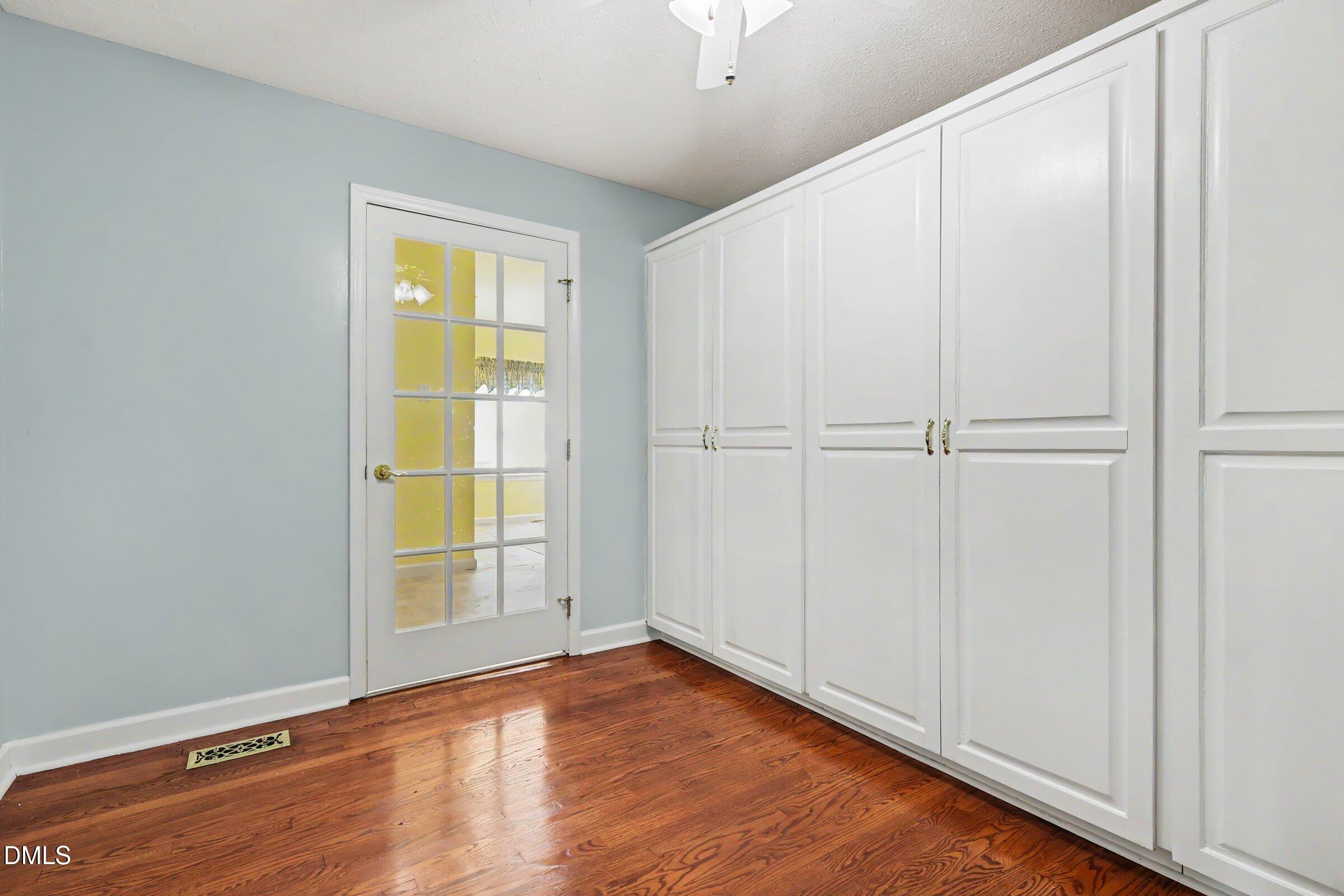 300 Ellen Drive Property Photo 24