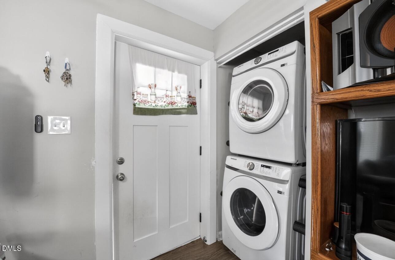 1403 E Club Boulevard Property Photo 10