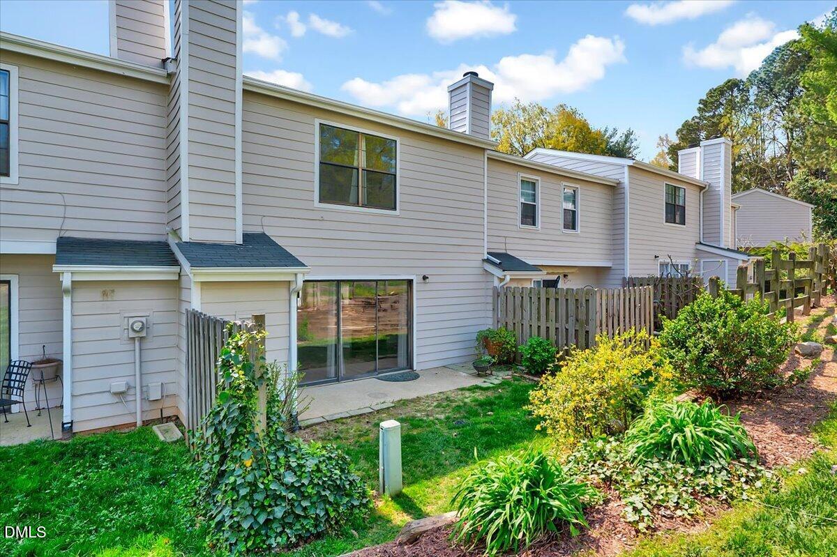 7802 Falcon Rest Circle Property Photo 31