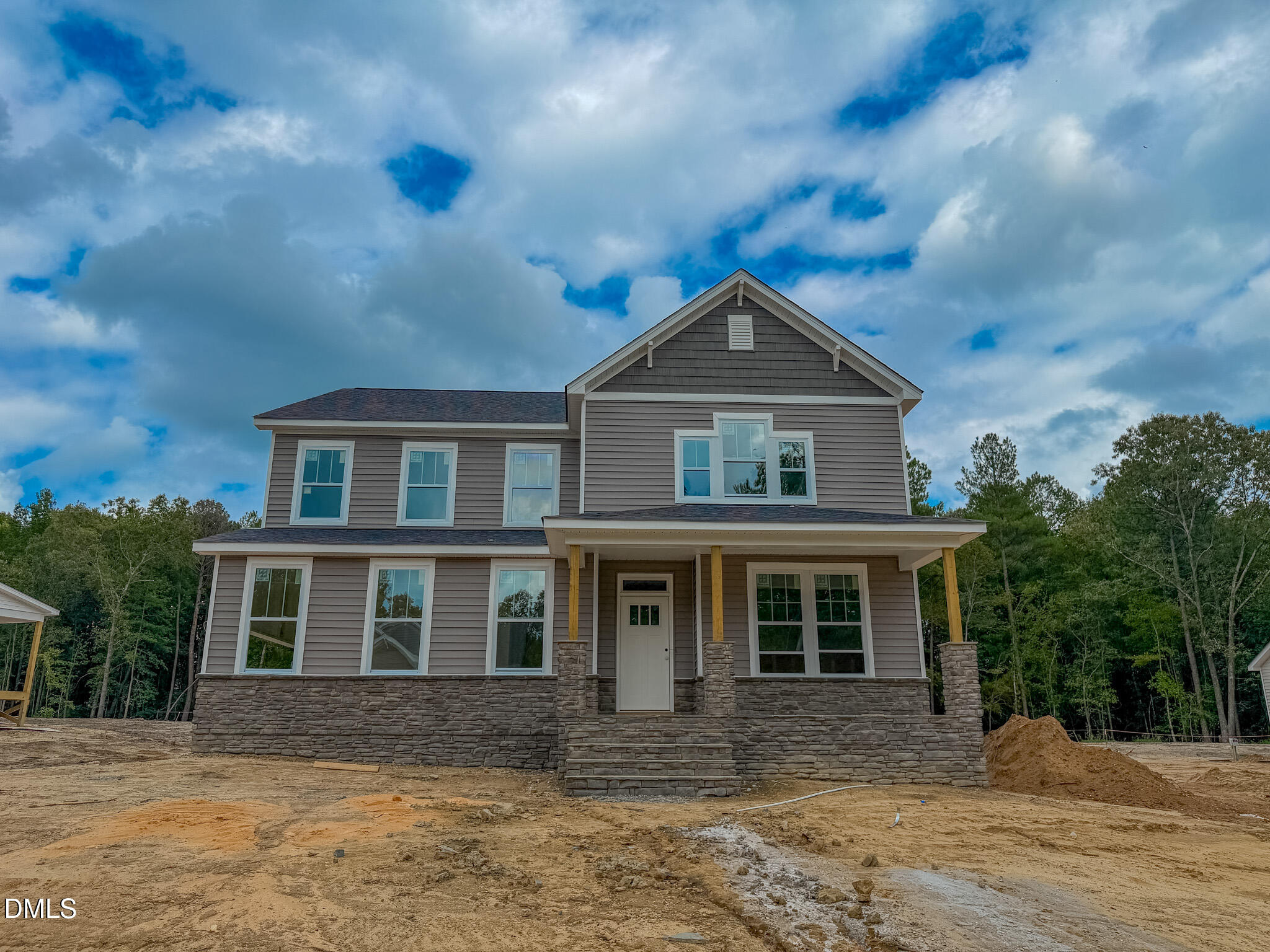 129 Bluestone Drive Property Photo 1