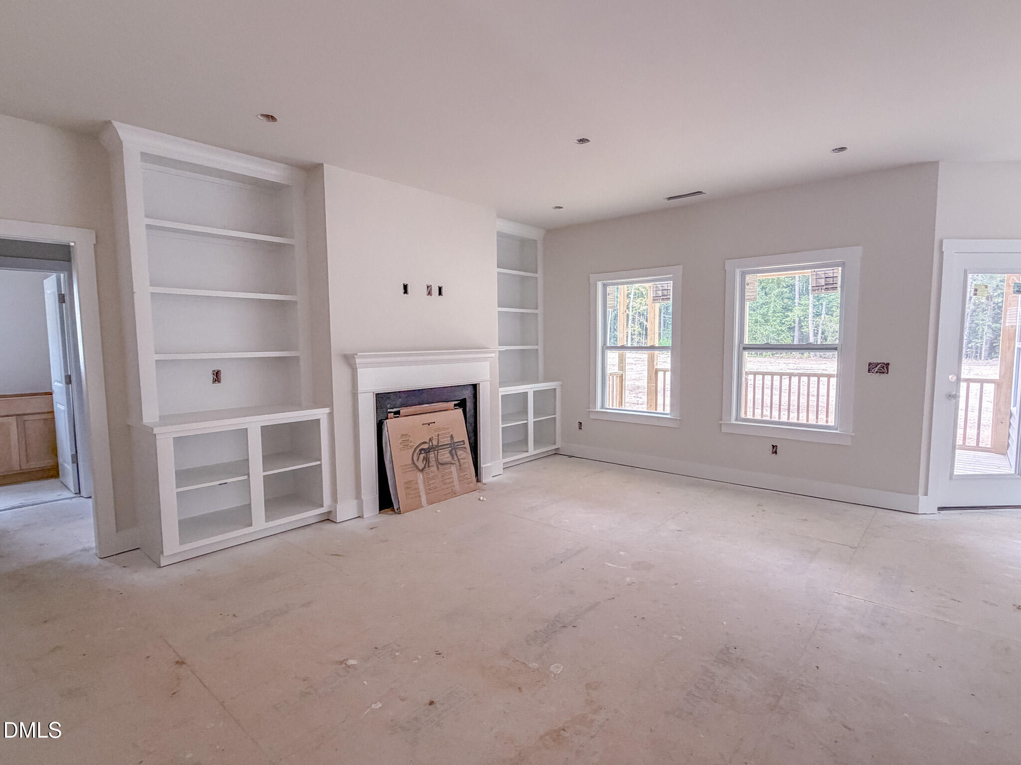 129 Bluestone Drive Property Photo 9