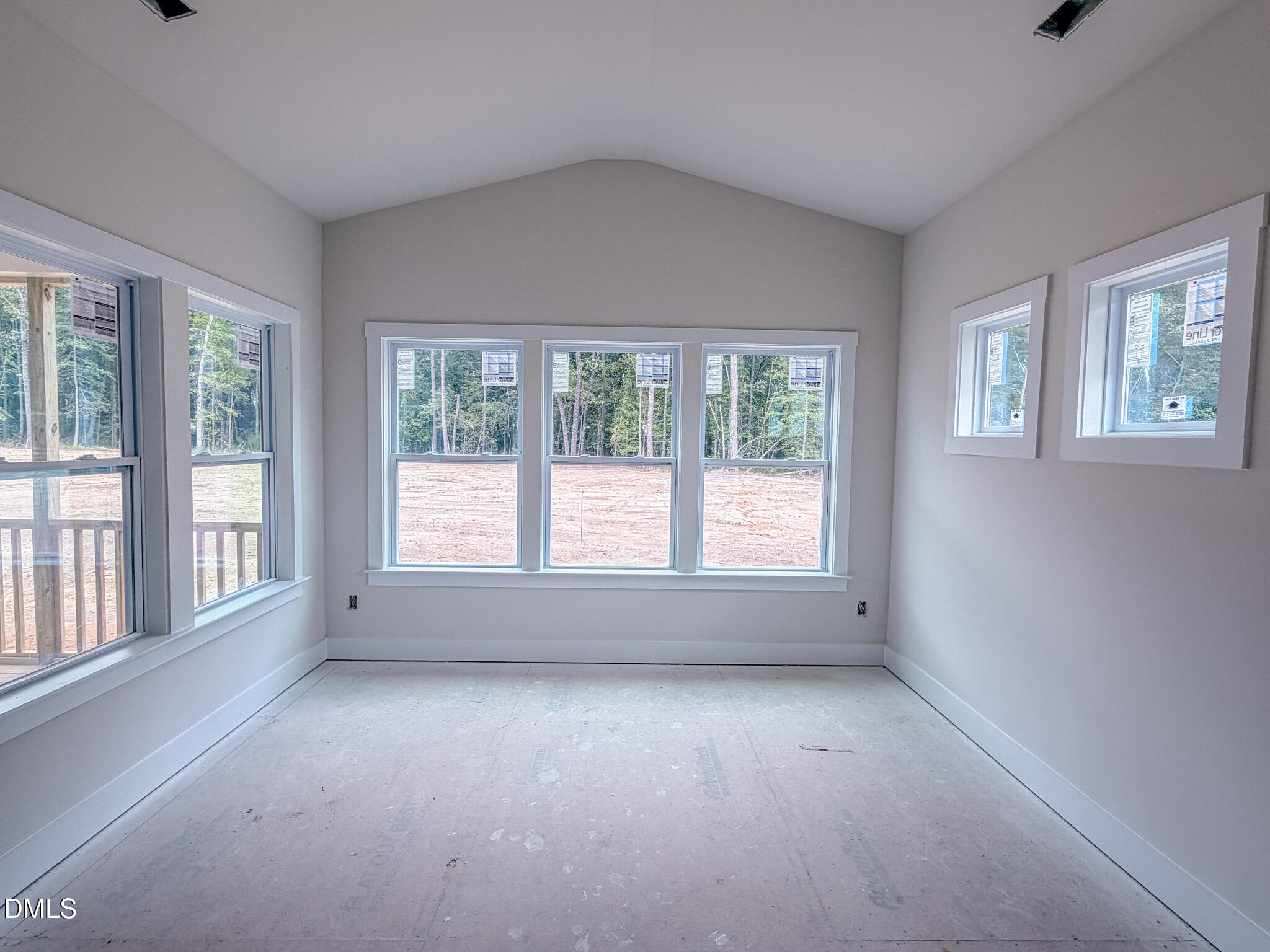 129 Bluestone Drive Property Photo 18