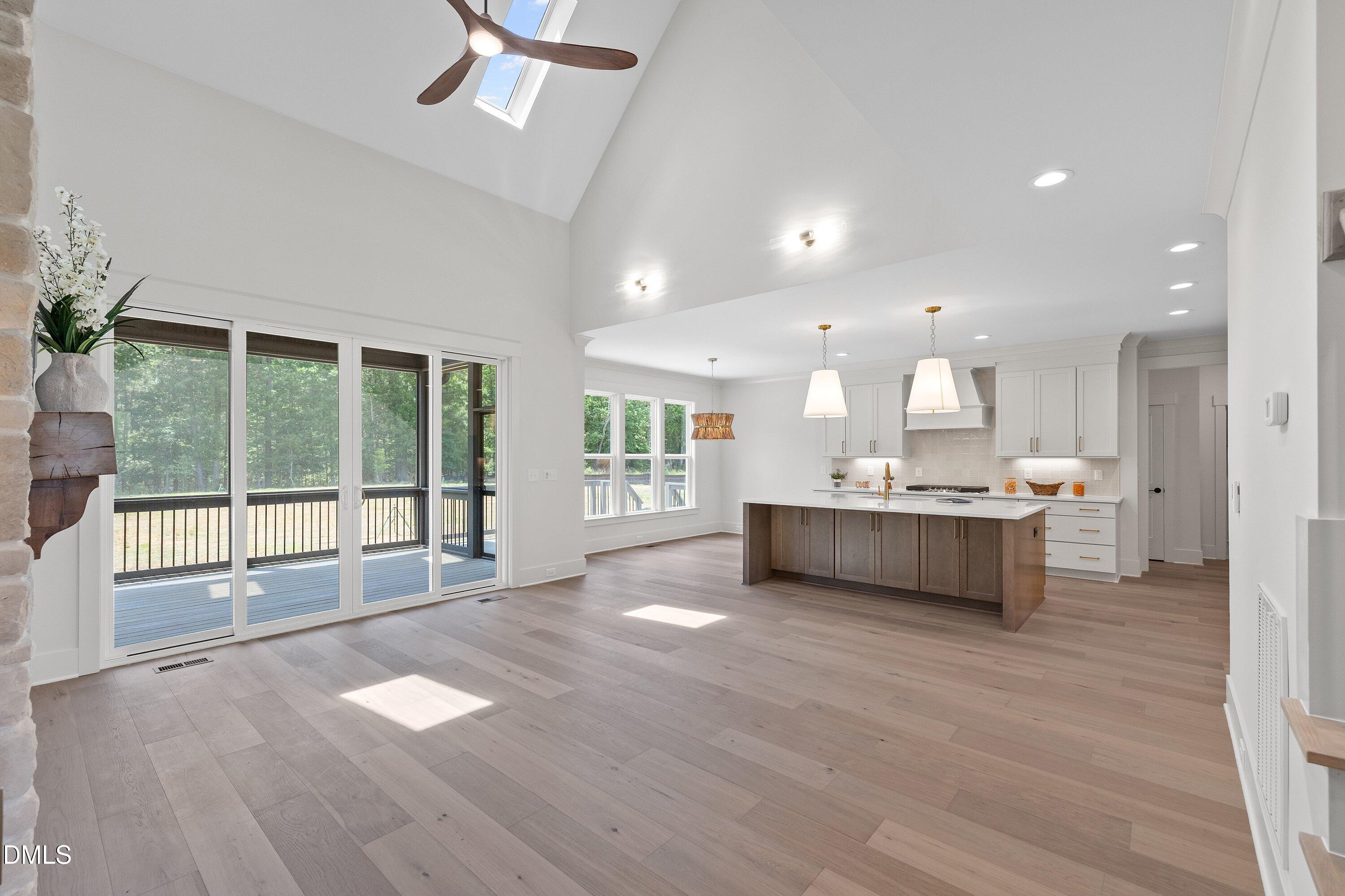 1405 Cottondale Lane Property Photo 15