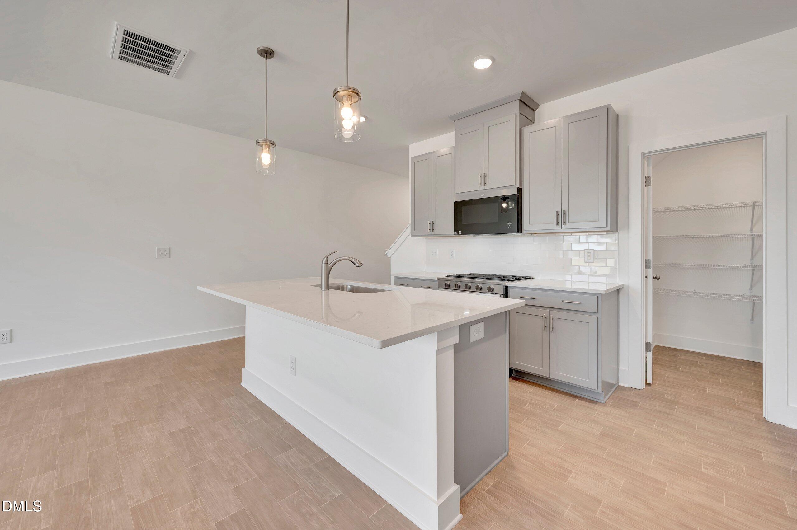 55 Ara Court 212 Property Photo 6