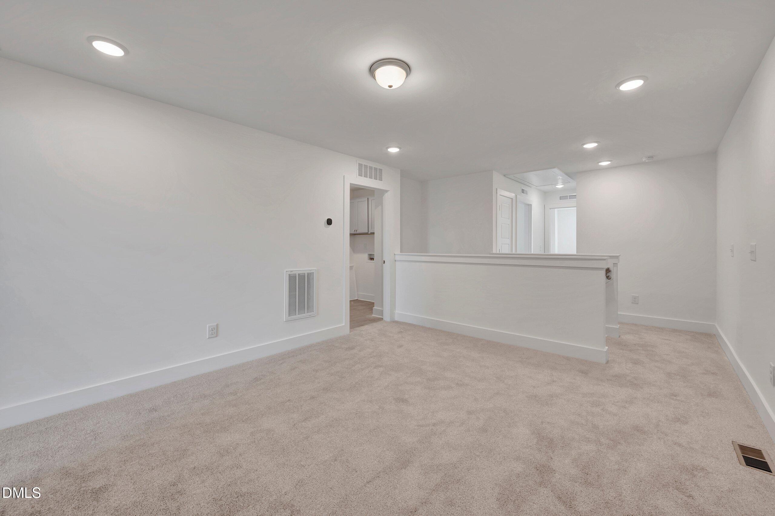 55 Ara Court 212 Property Photo 28