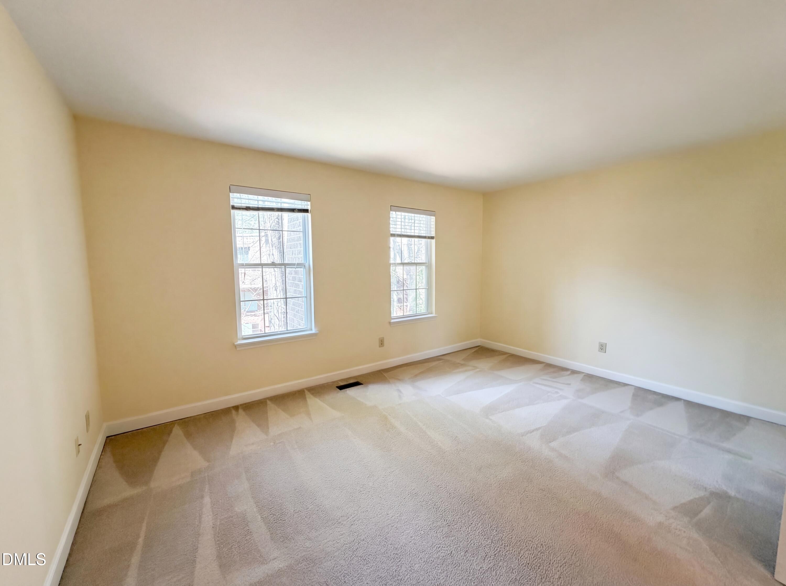 320 Summerwalk Circle Property Photo 10