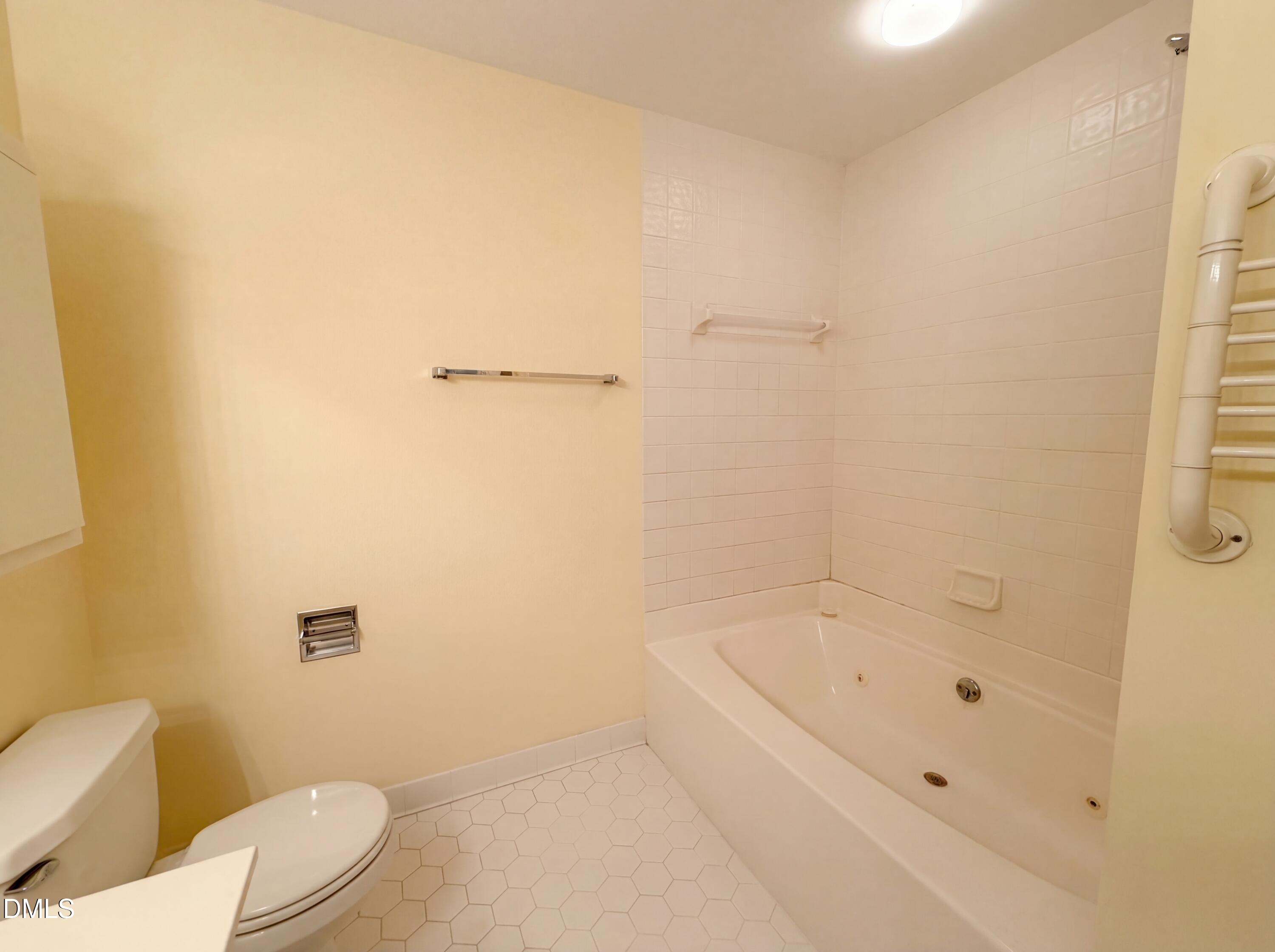 320 Summerwalk Circle Property Photo 14