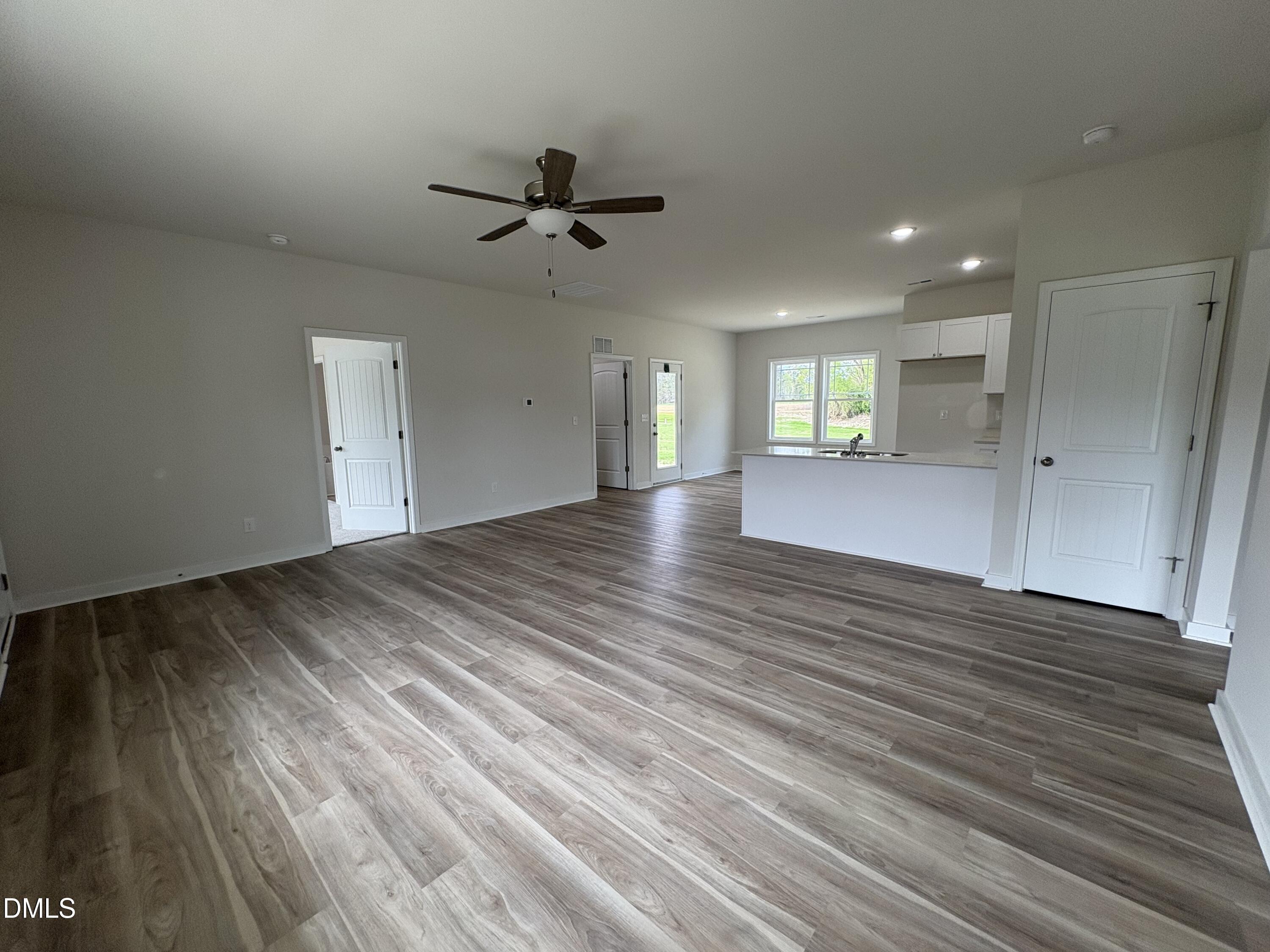 253 Jacobs Ridge Drive Property Photo 5