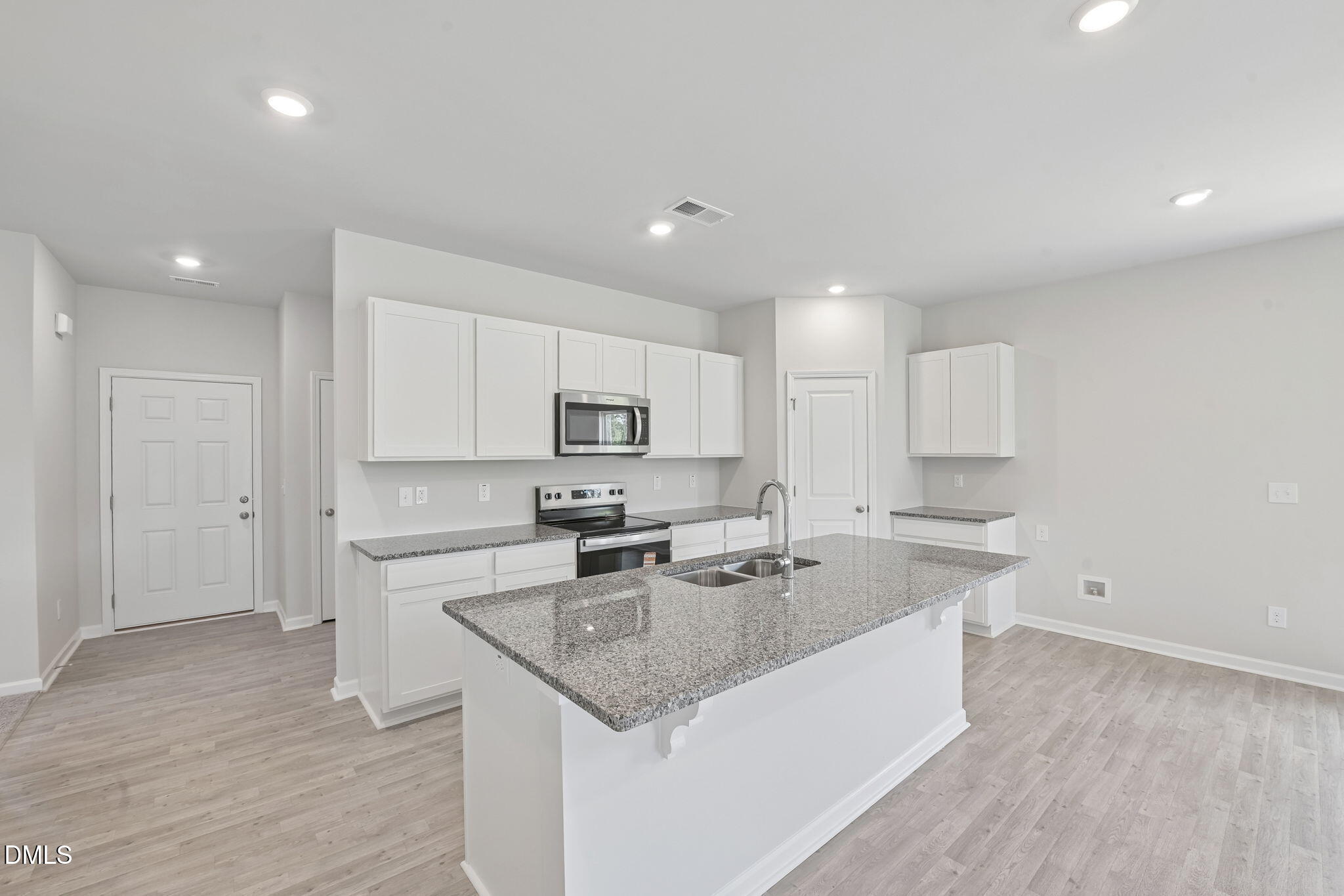 209 Hallwood Drive Property Photo 14