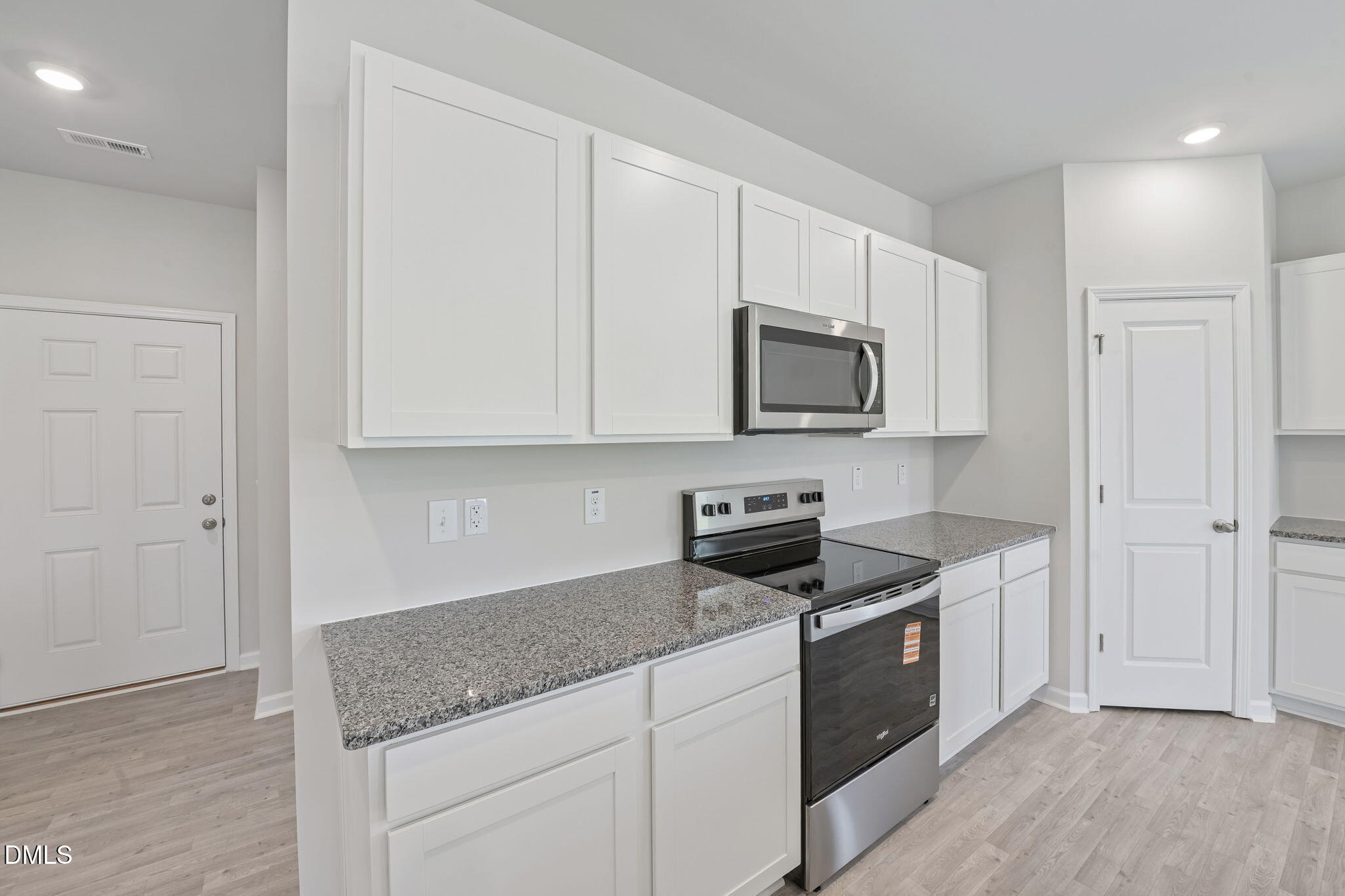209 Hallwood Drive Property Photo 15