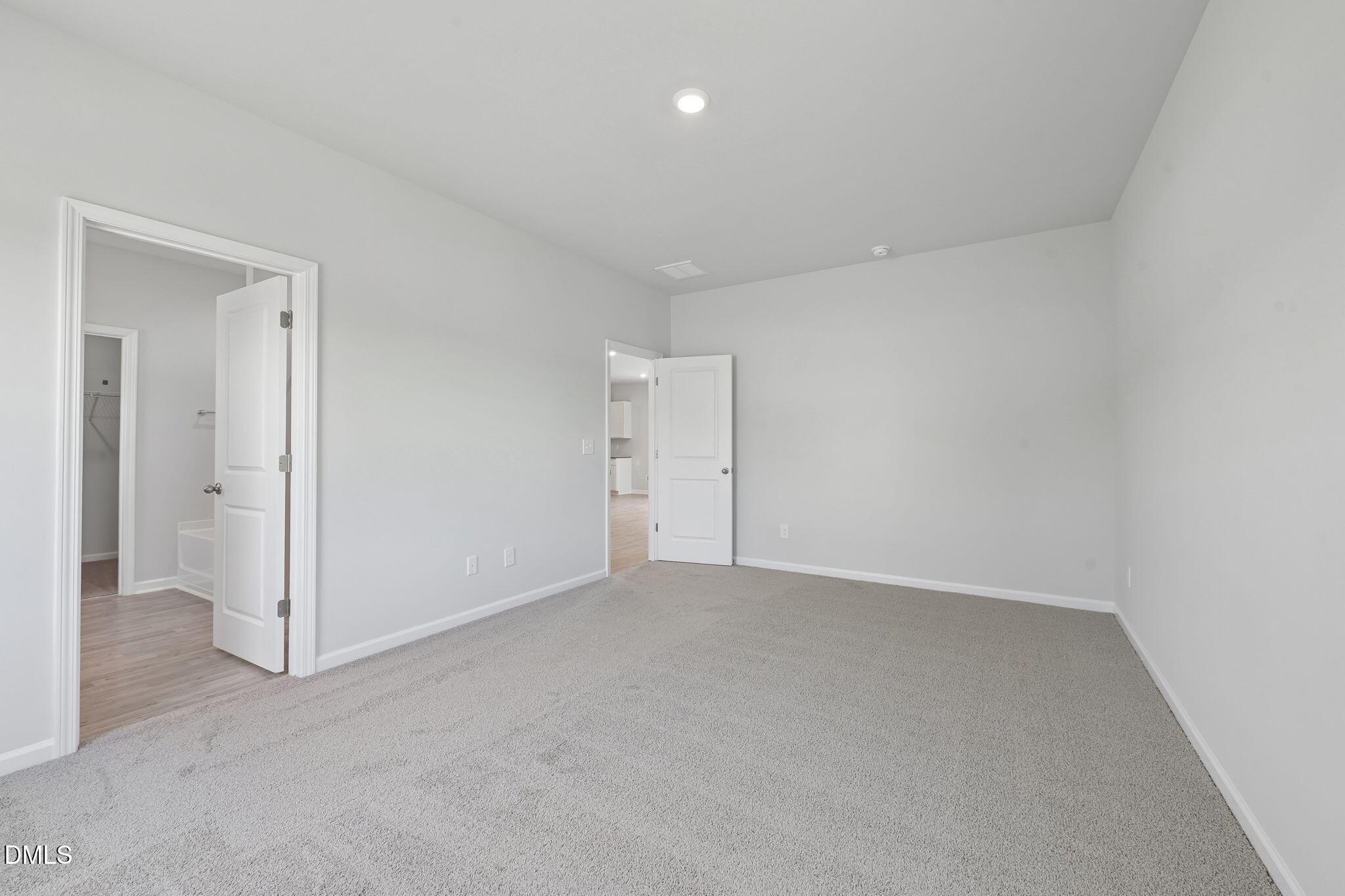 209 Hallwood Drive Property Photo 20