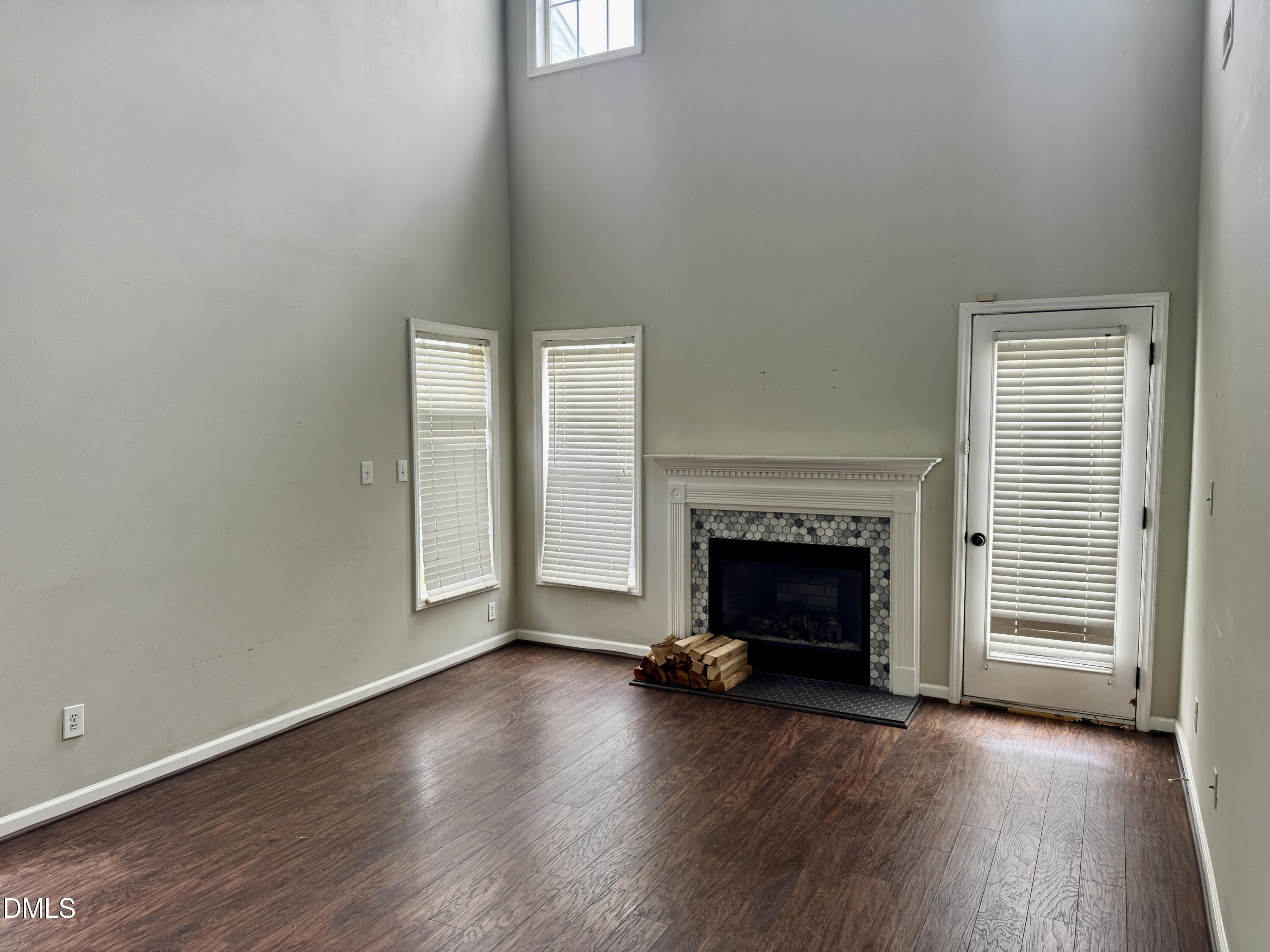 101 Misty Groves Circle Property Photo 8