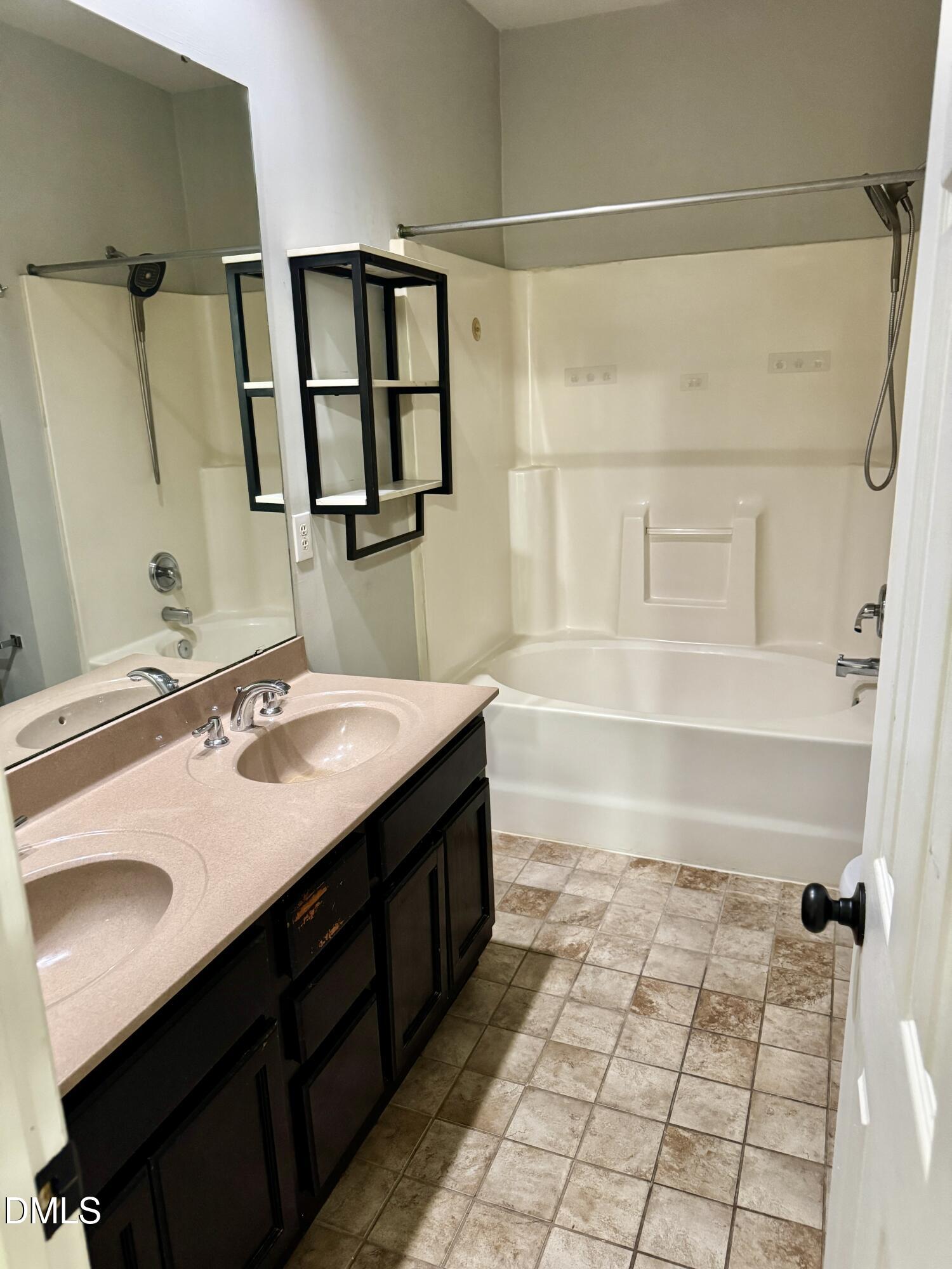 101 Misty Groves Circle Property Photo 15