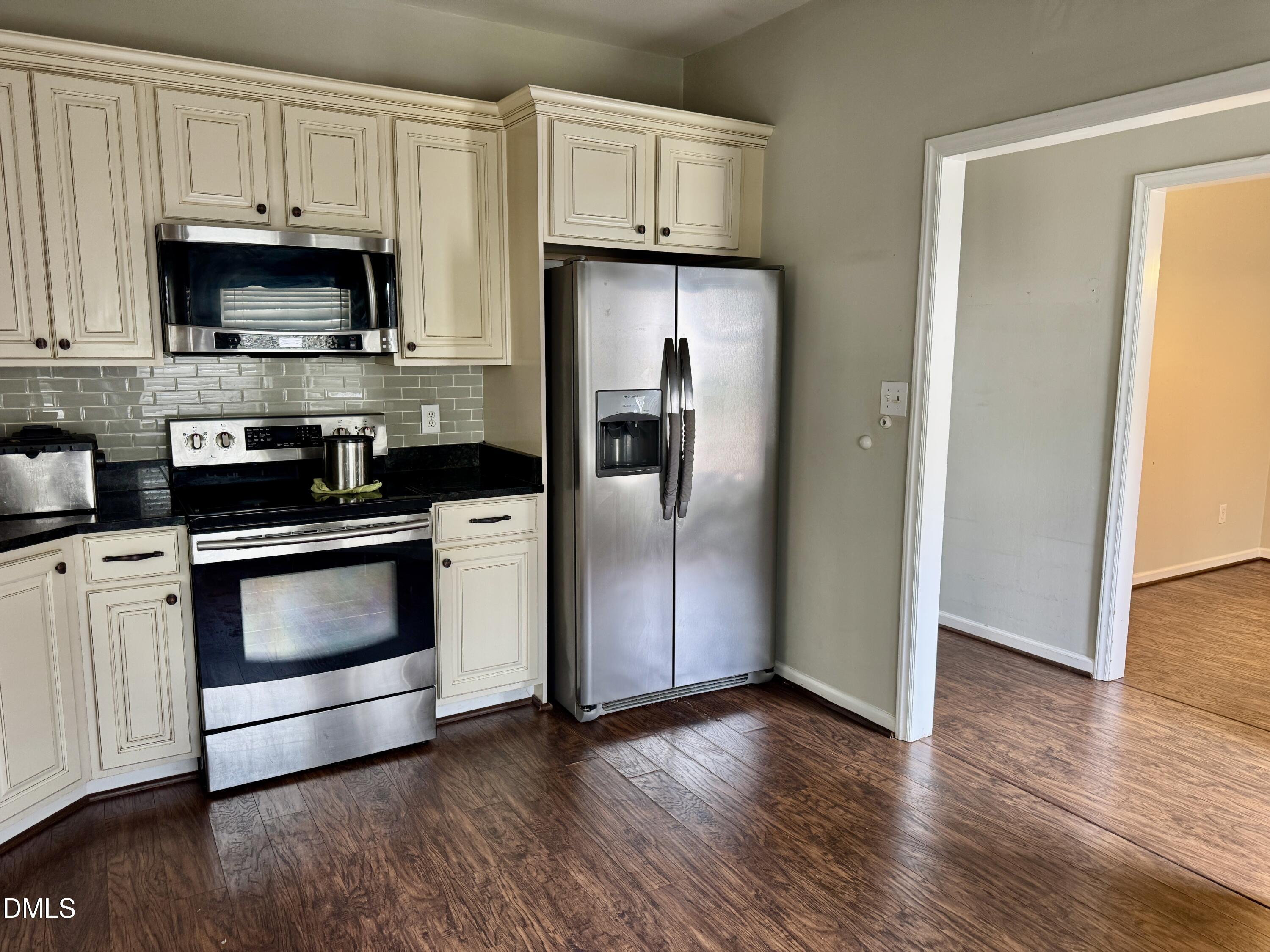 101 Misty Groves Circle Property Photo 30