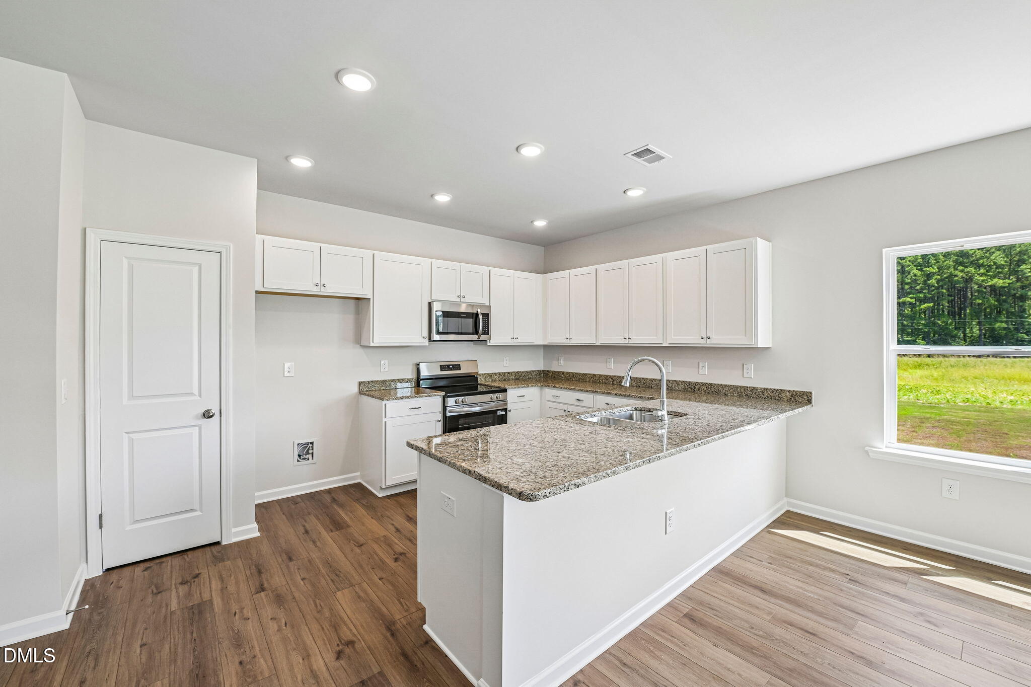 136 Oyster Tabby Drive Property Photo 10