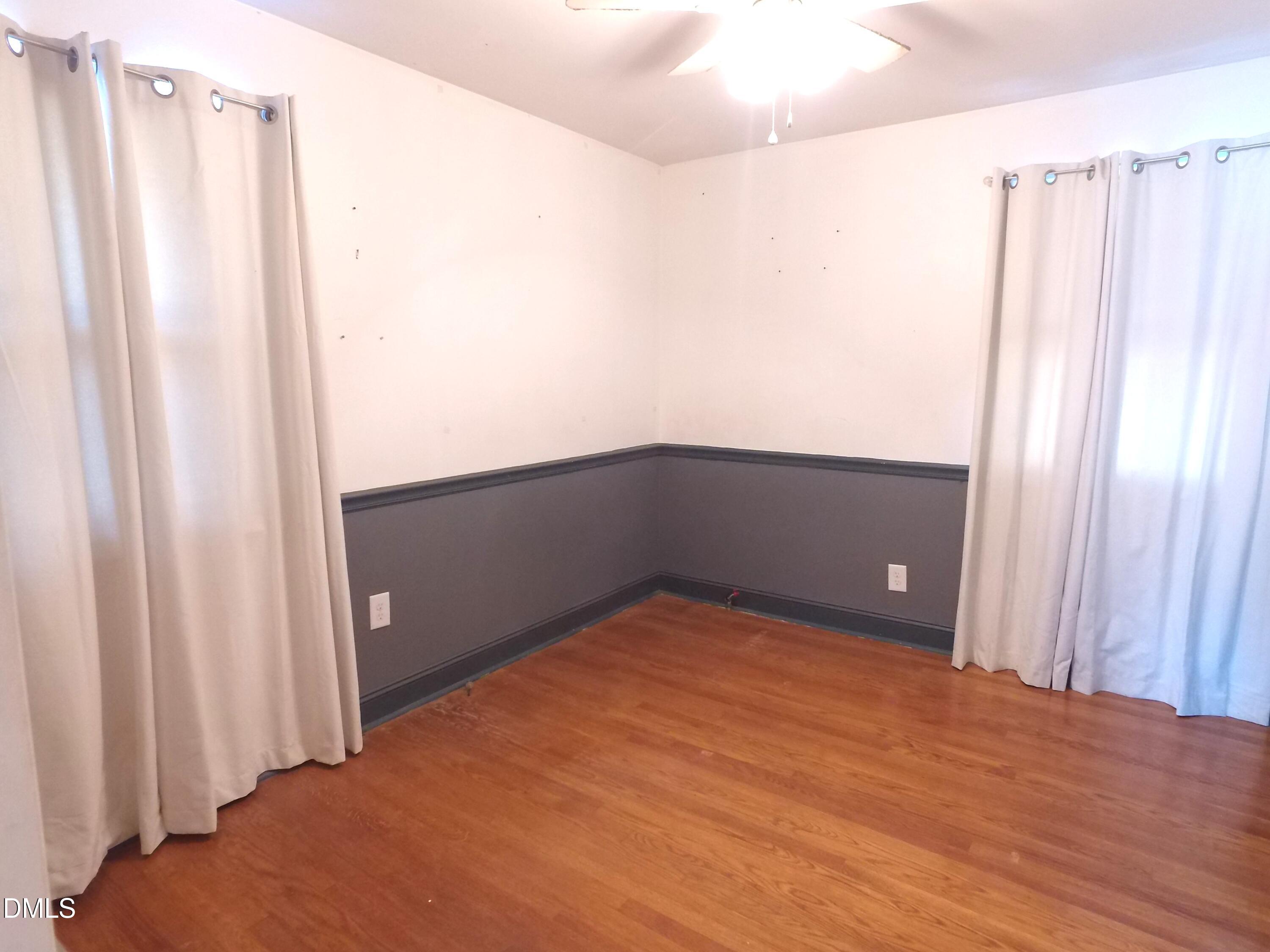 2917 Redwood Road Property Photo 6