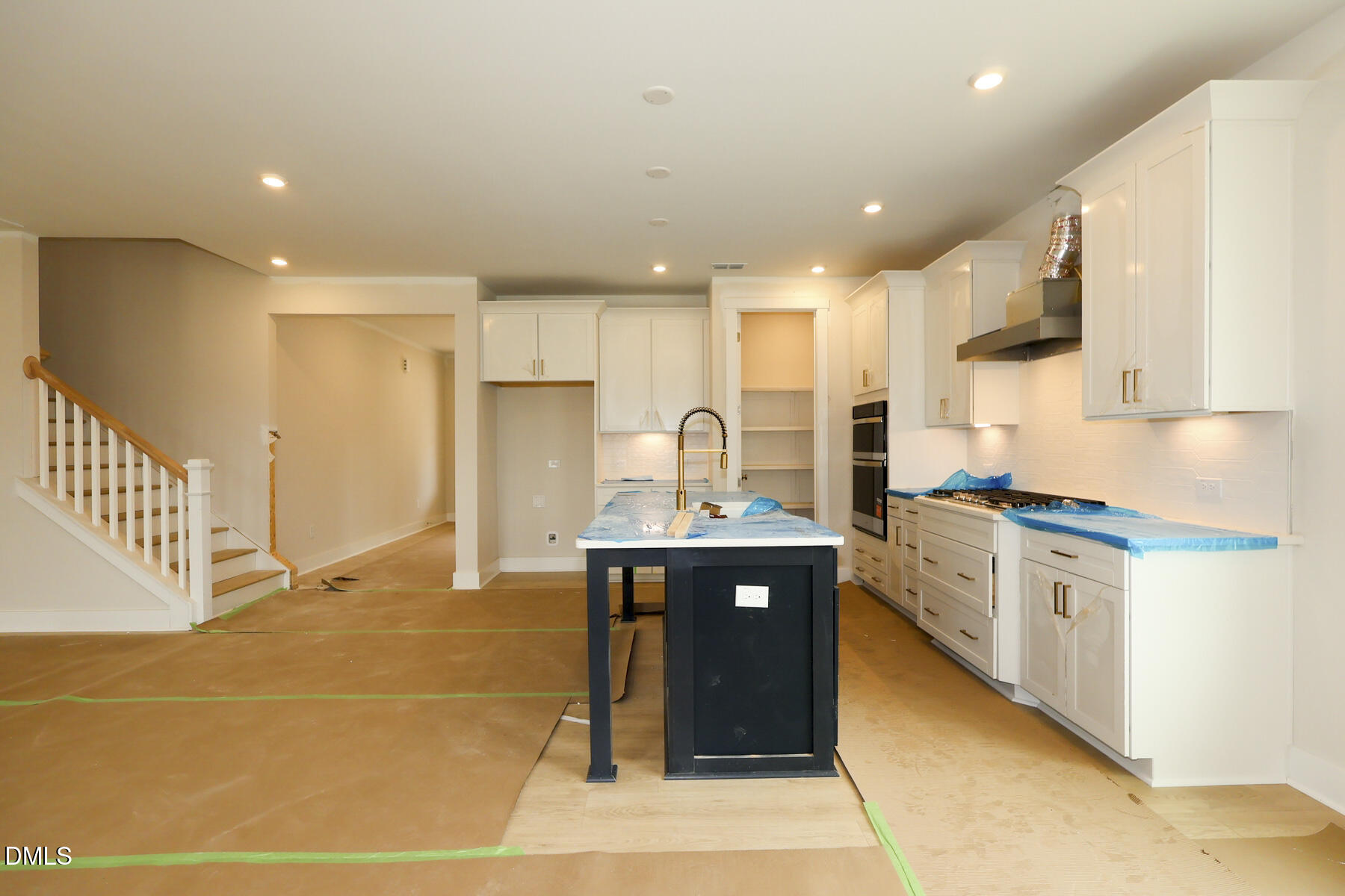 2205 Skipping Stone Drive Property Photo 3