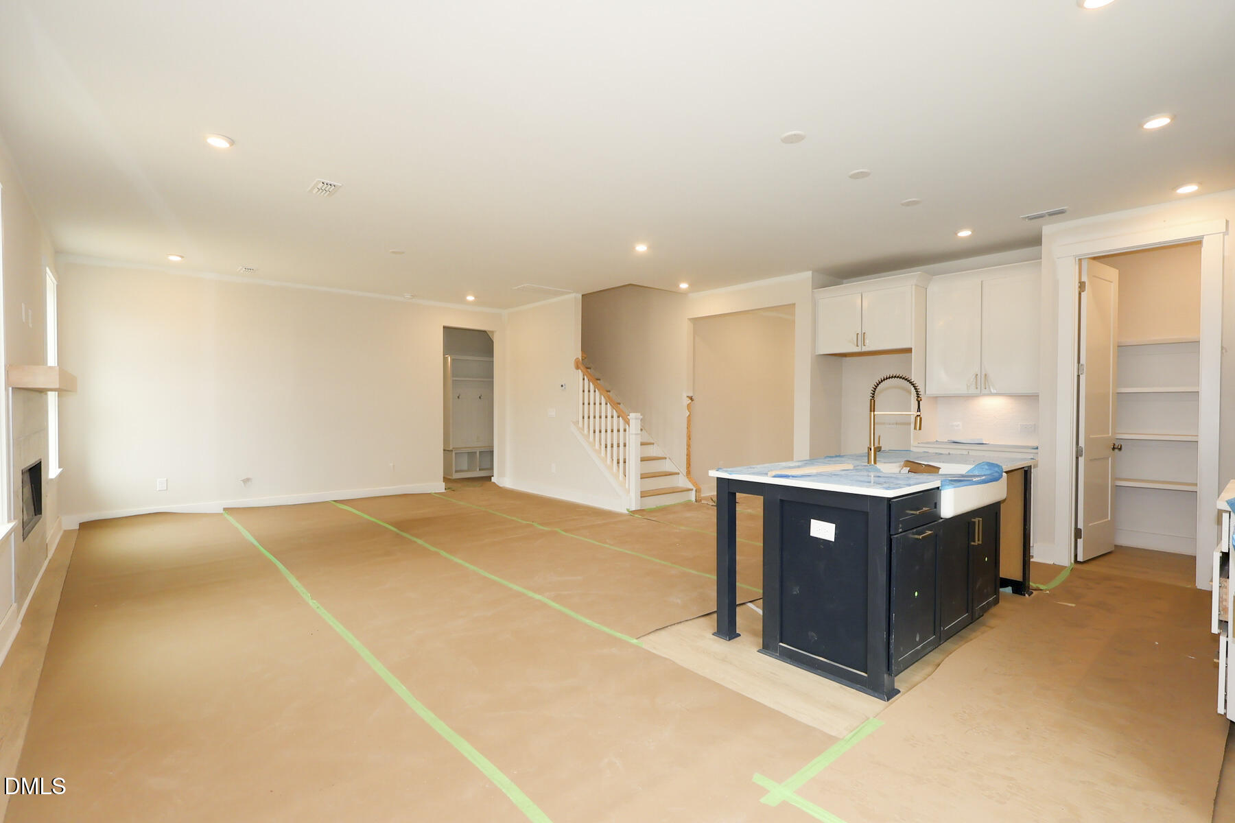 2205 Skipping Stone Drive Property Photo 4