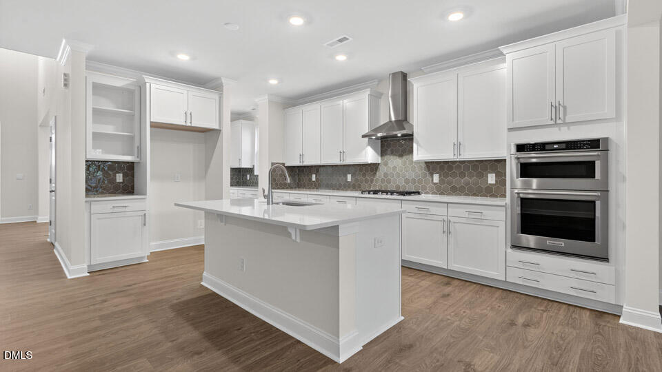 2316 Pine Cone Court Property Photo 3