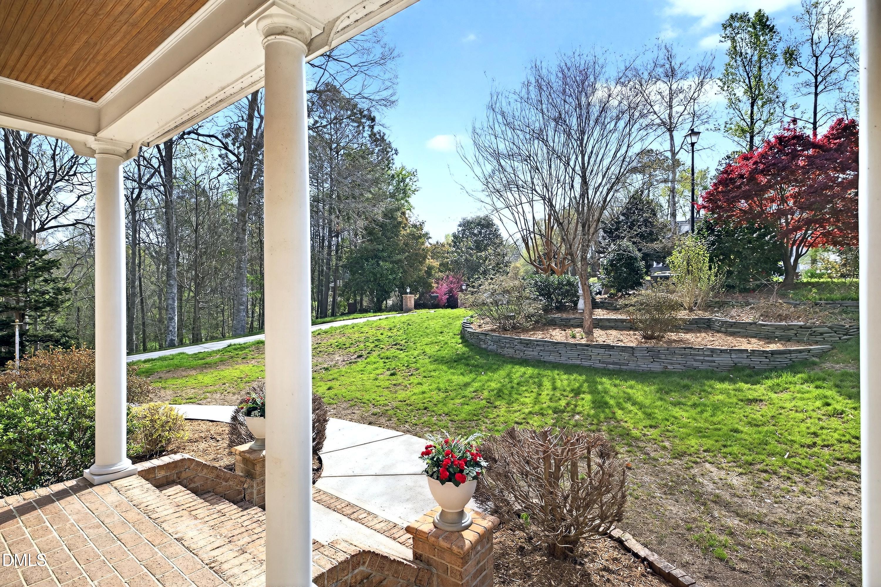 3405 Sparrowwood Drive Property Photo 12
