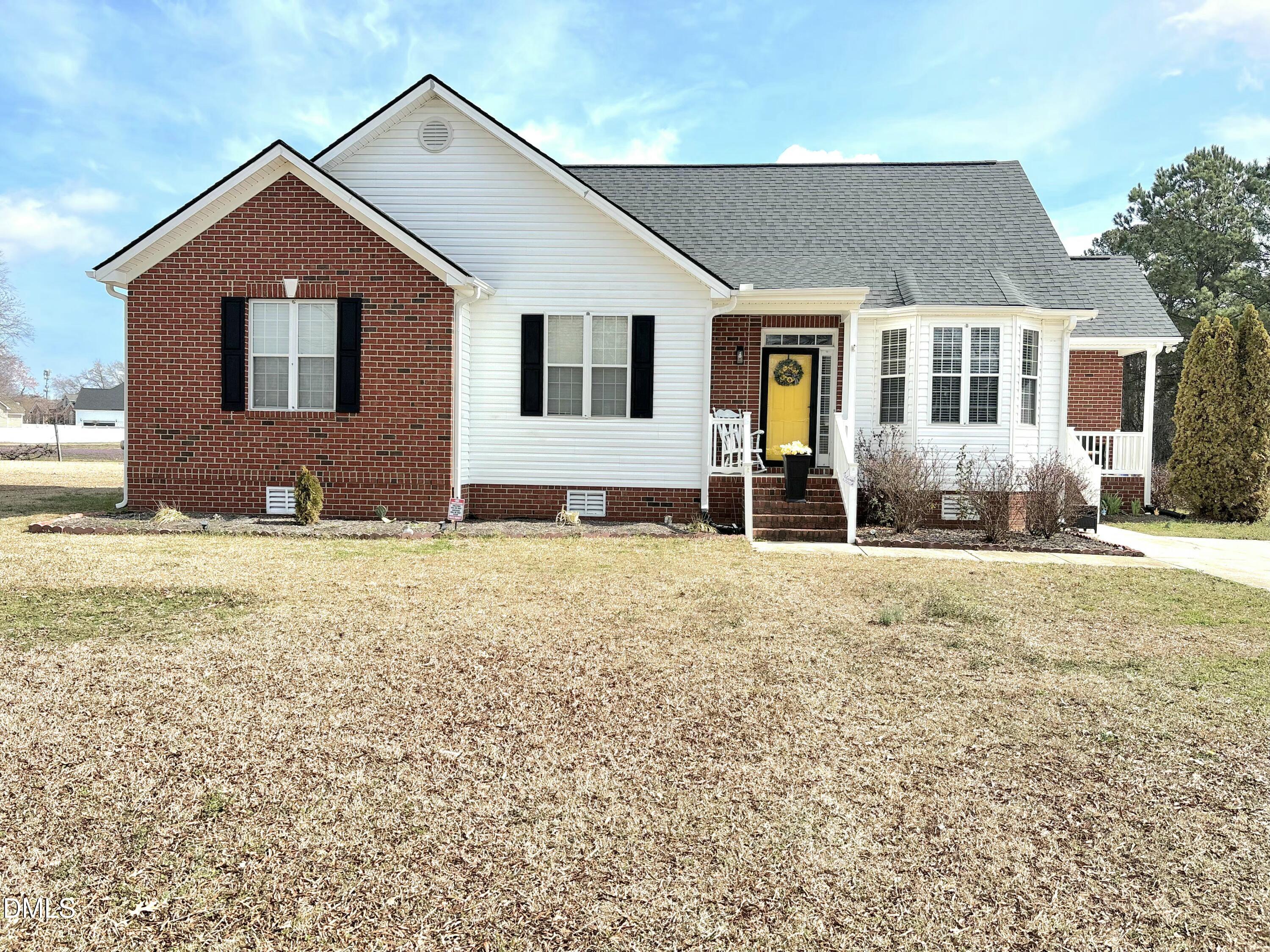 3502 Baybrooke Drive W Property Photo 1