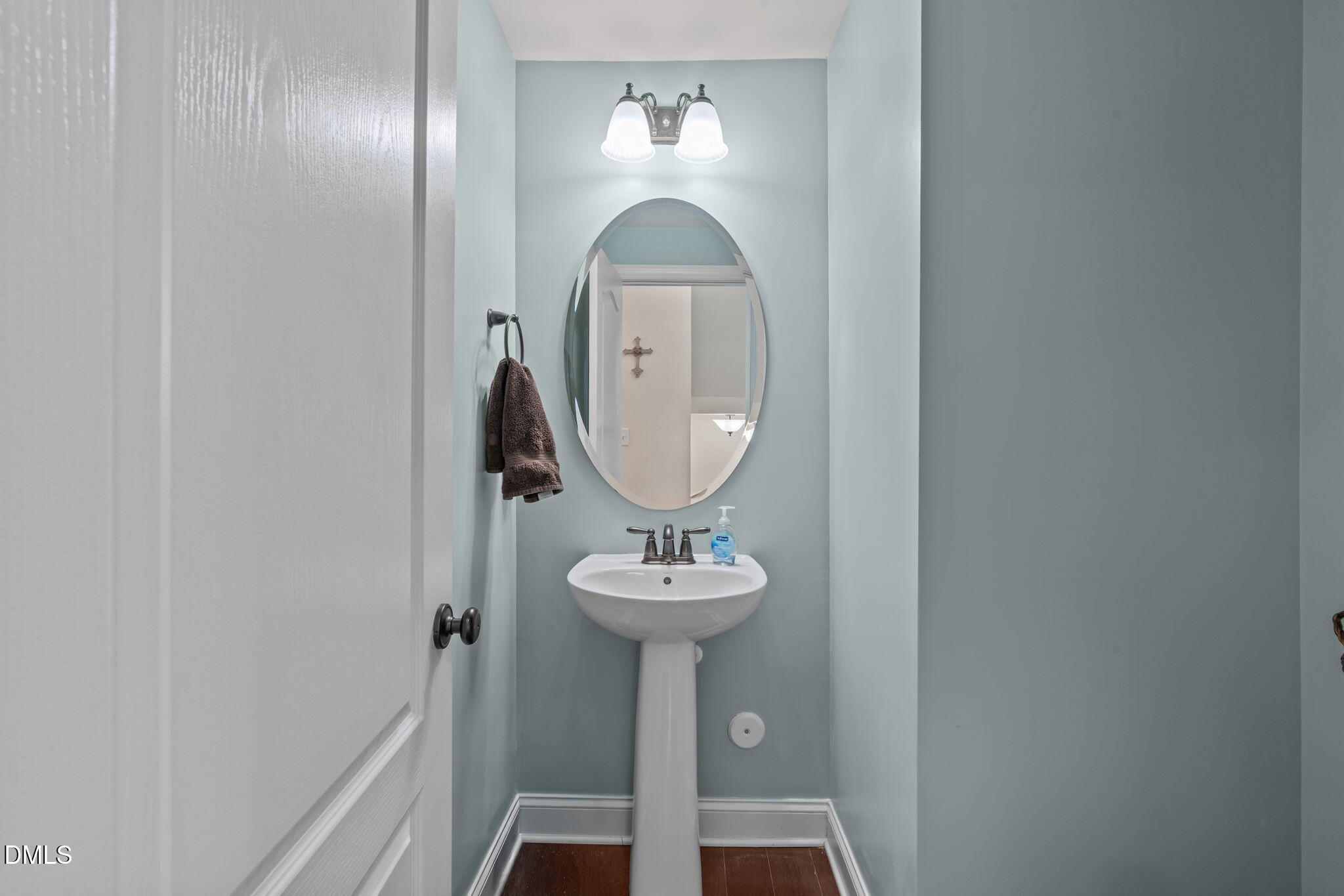 6031 Kentworth Drive Property Photo 14