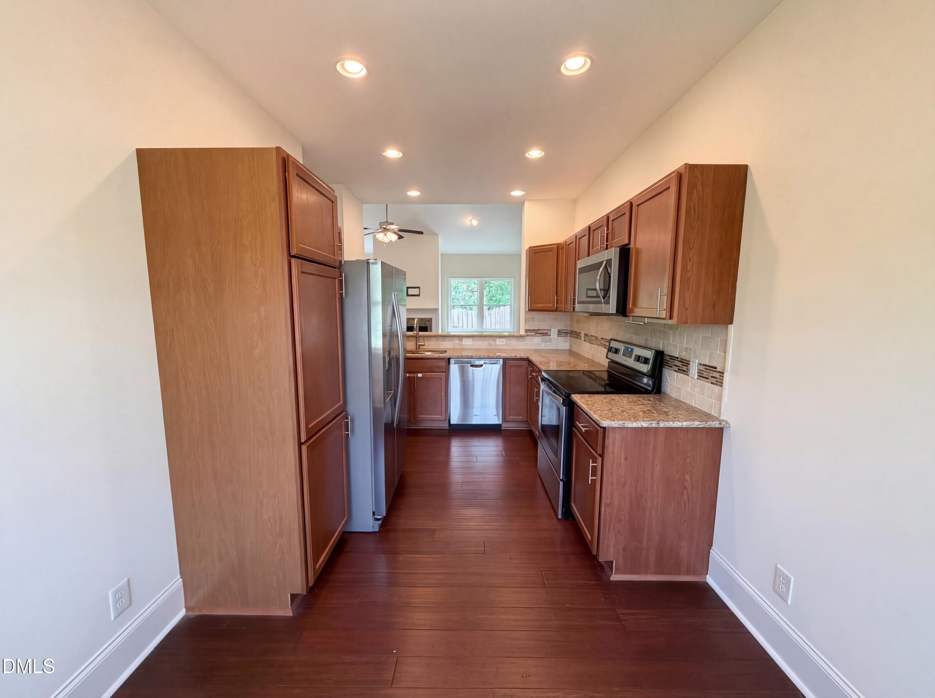 1007 Hazel Street Property Photo 2