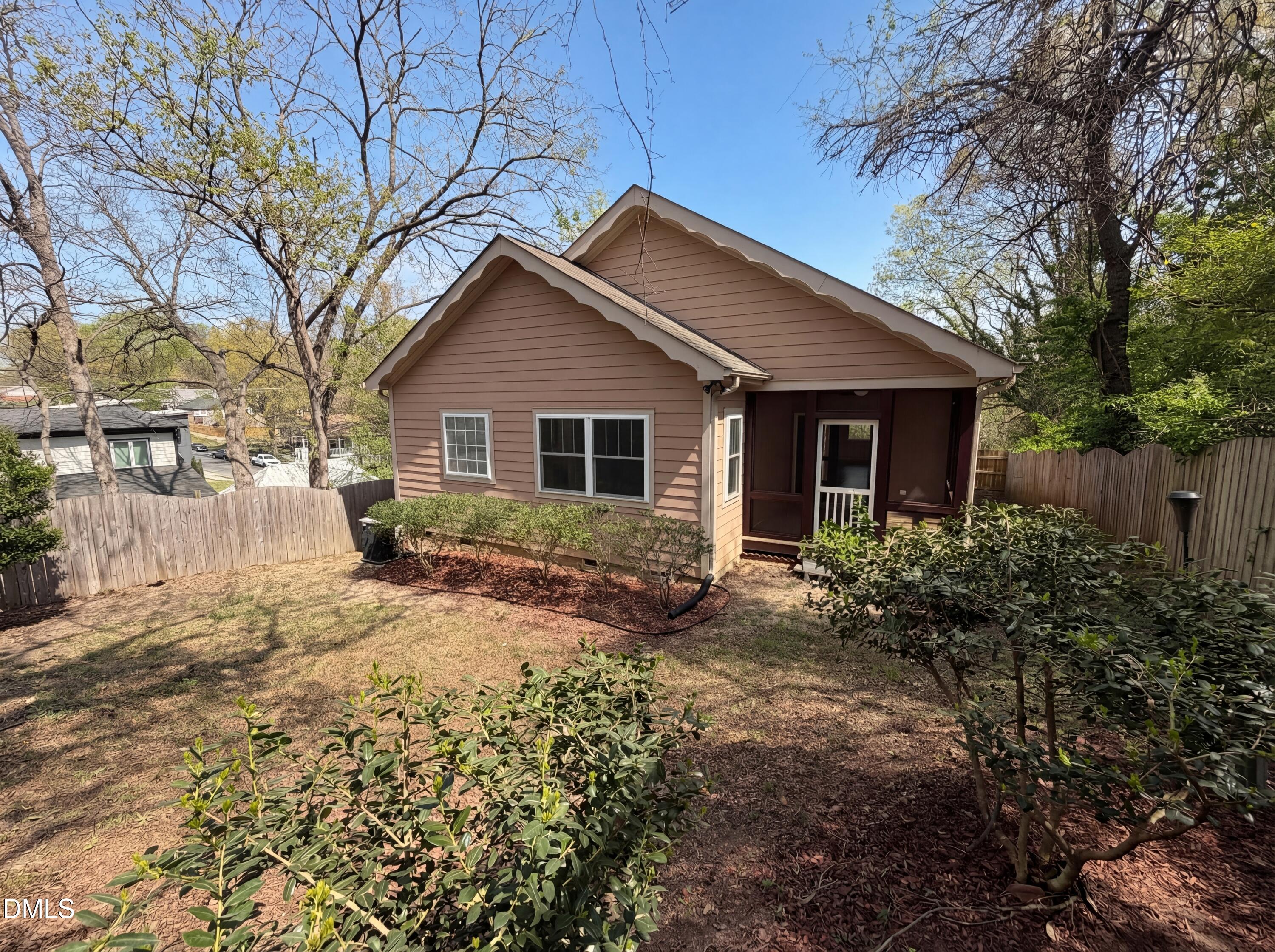 1007 Hazel Street Property Photo 5