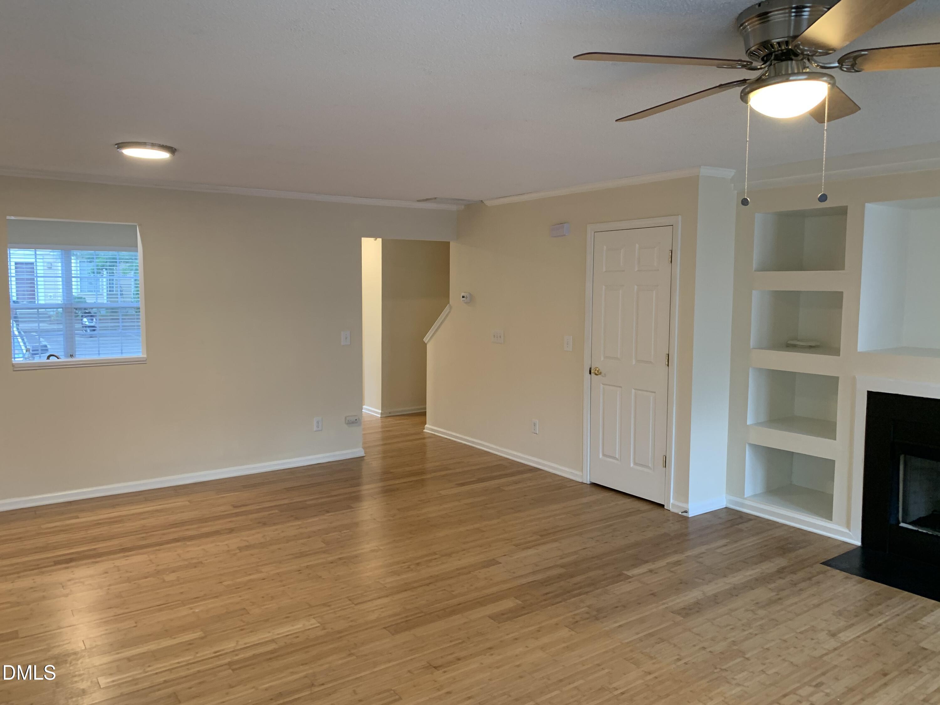 204 Climbing Ivy Court Property Photo 3
