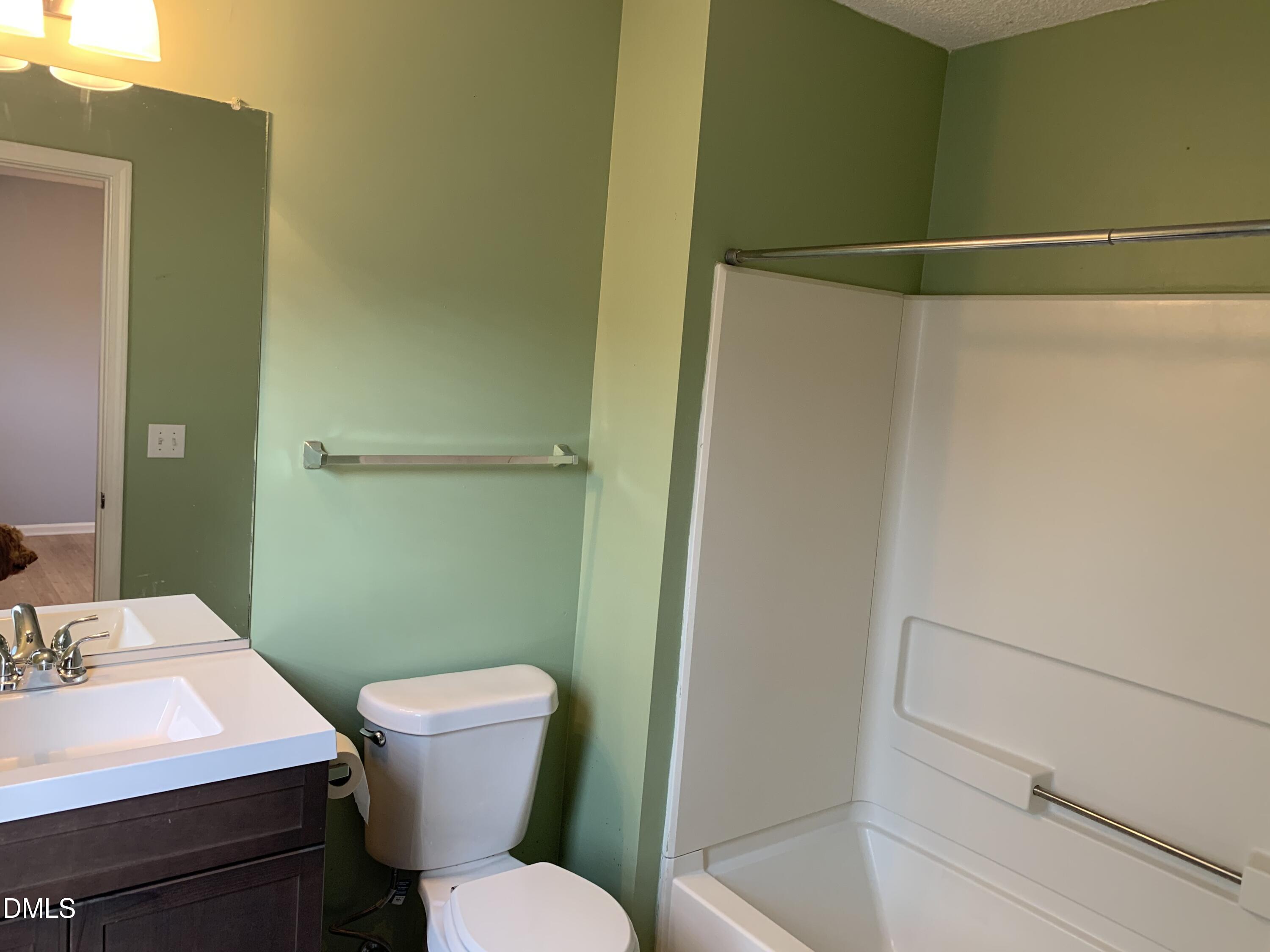 204 Climbing Ivy Court Property Photo 13