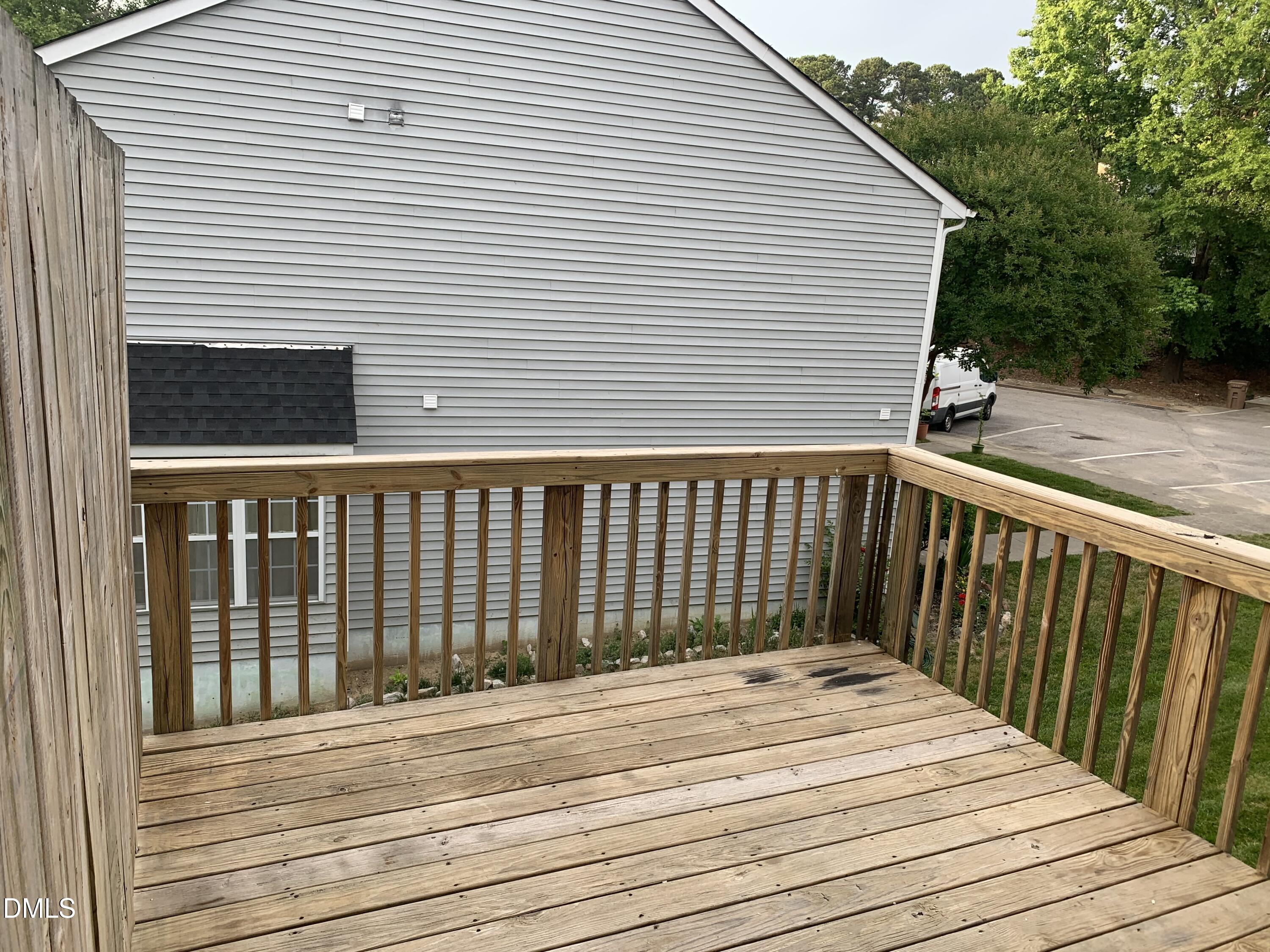 204 Climbing Ivy Court Property Photo 15