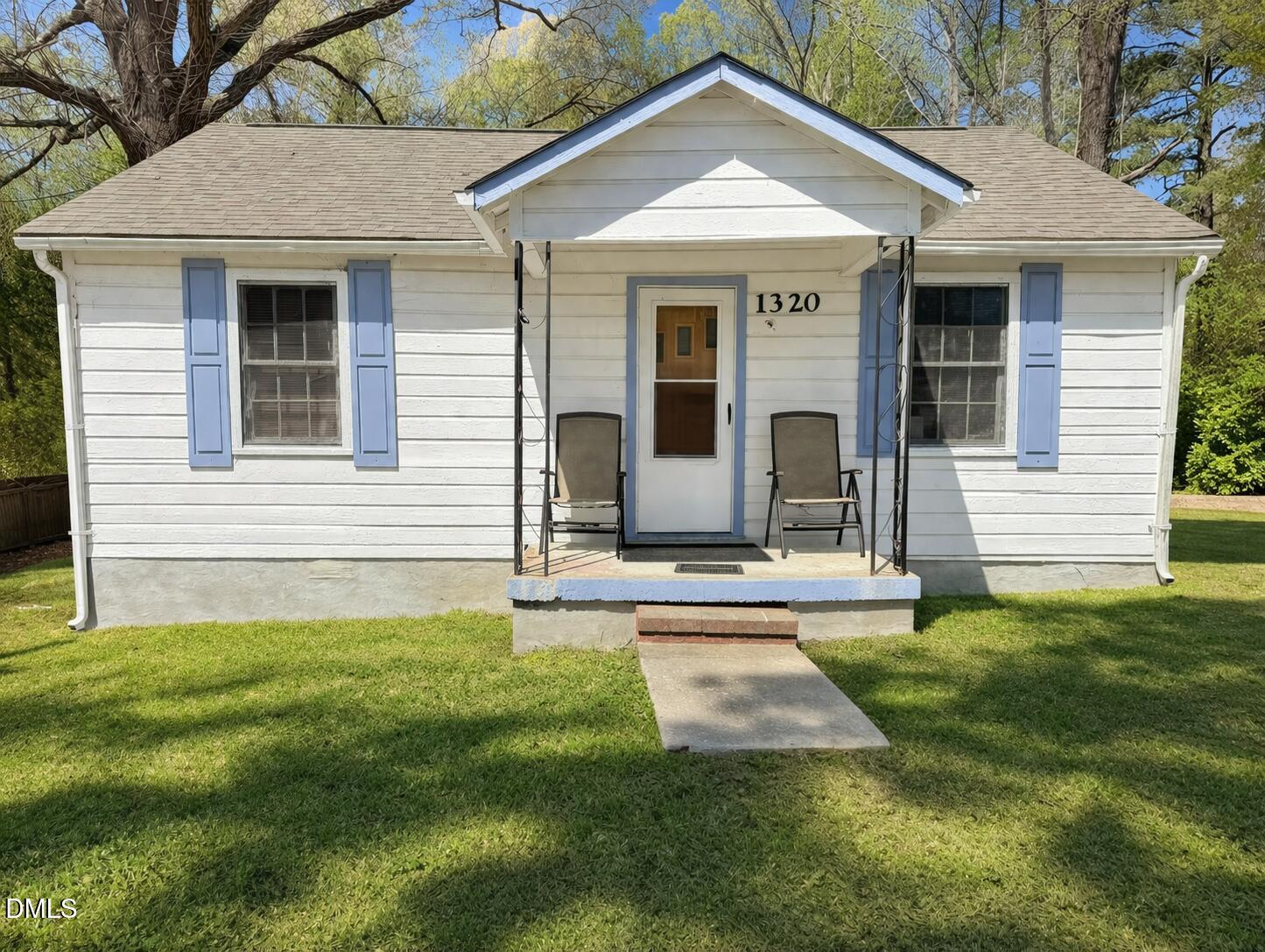 1320 Maplewood Property Photo 7