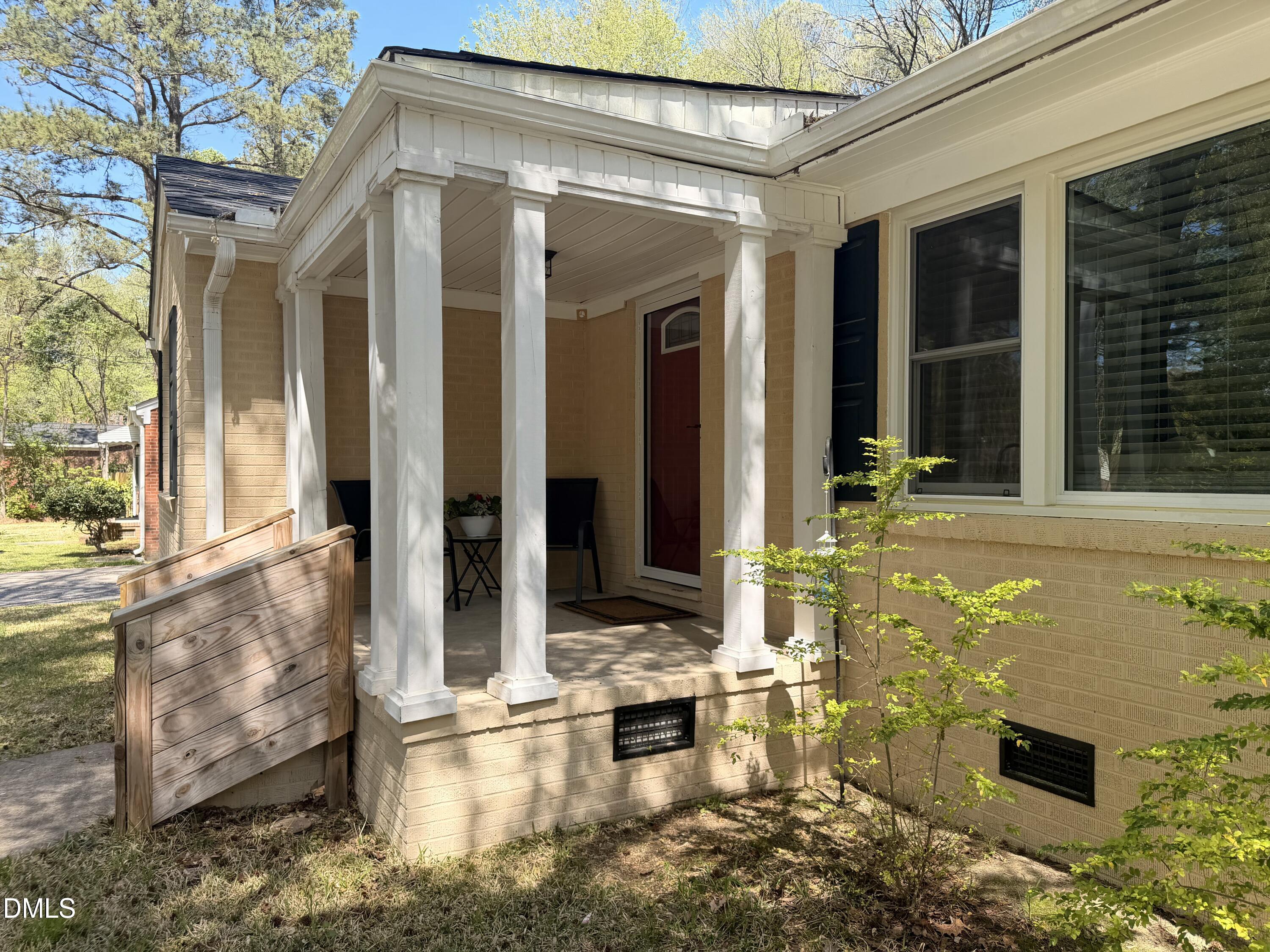 709 Burton Street Property Photo 1