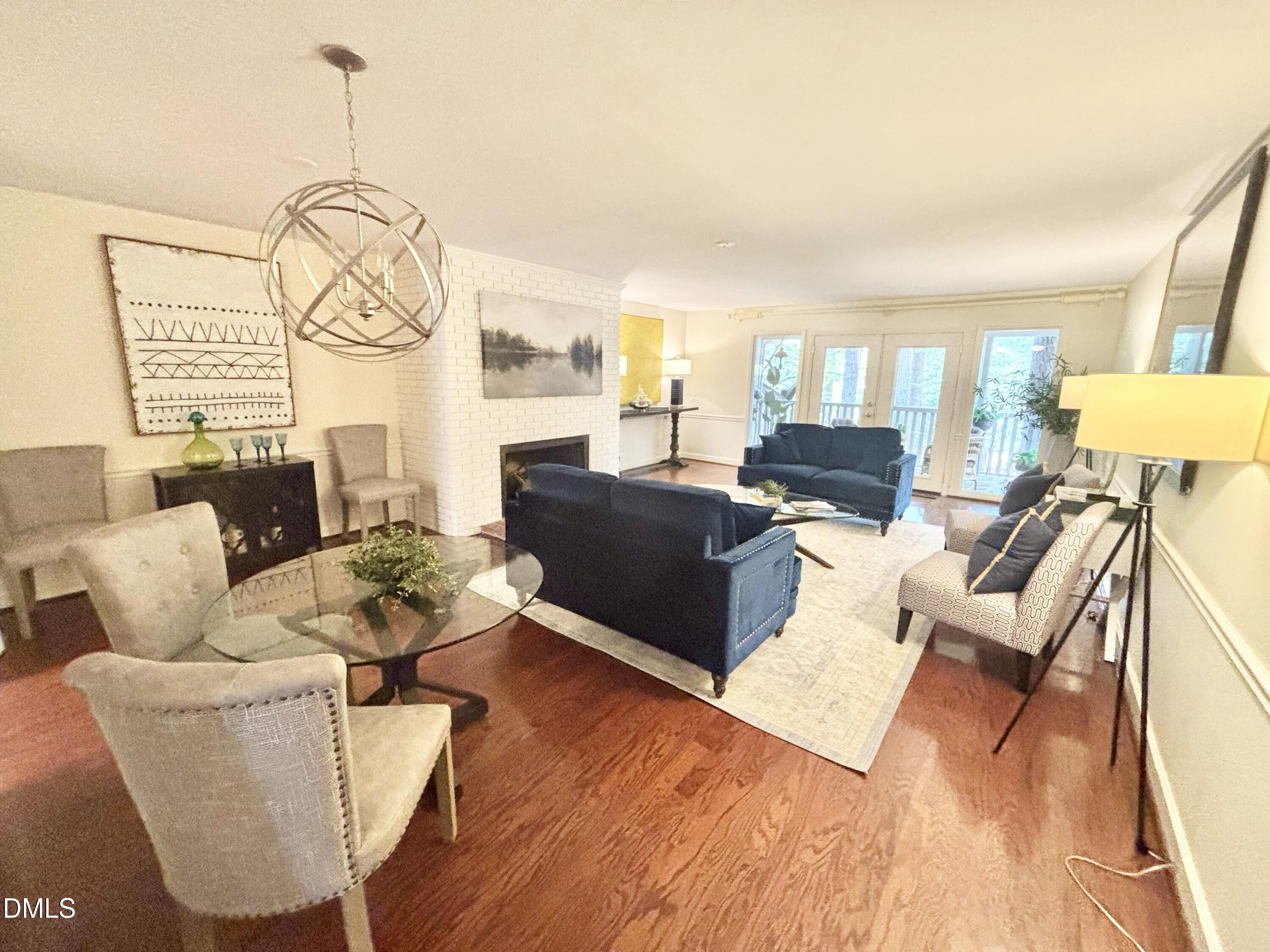180 Montrose Drive Property Photo 8