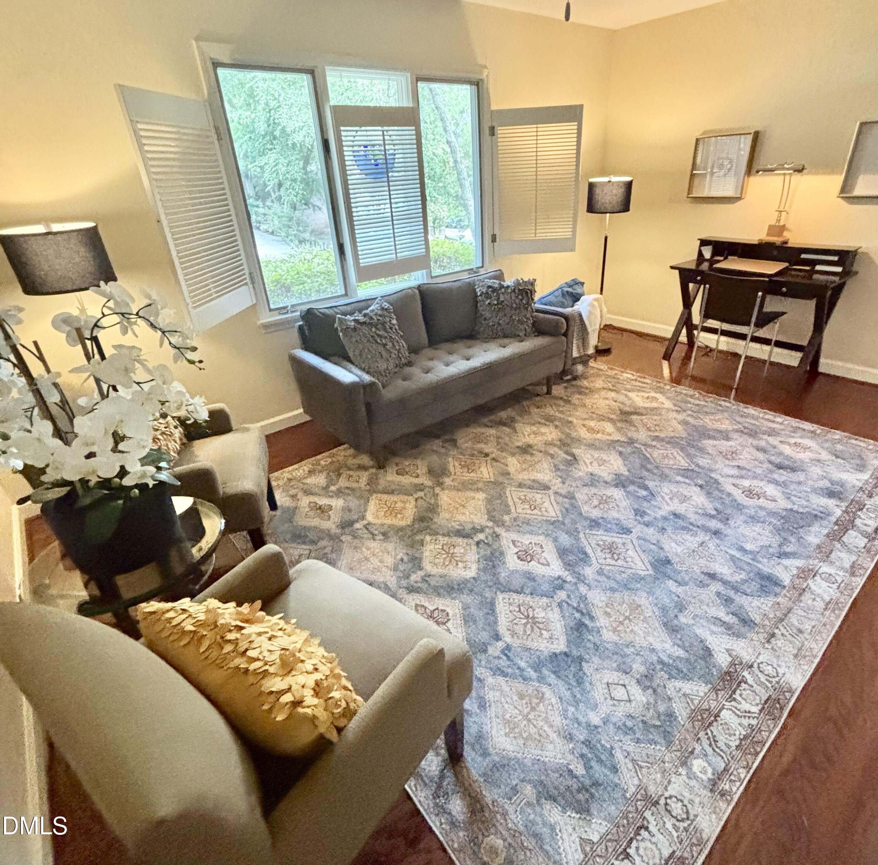 180 Montrose Drive Property Photo 22