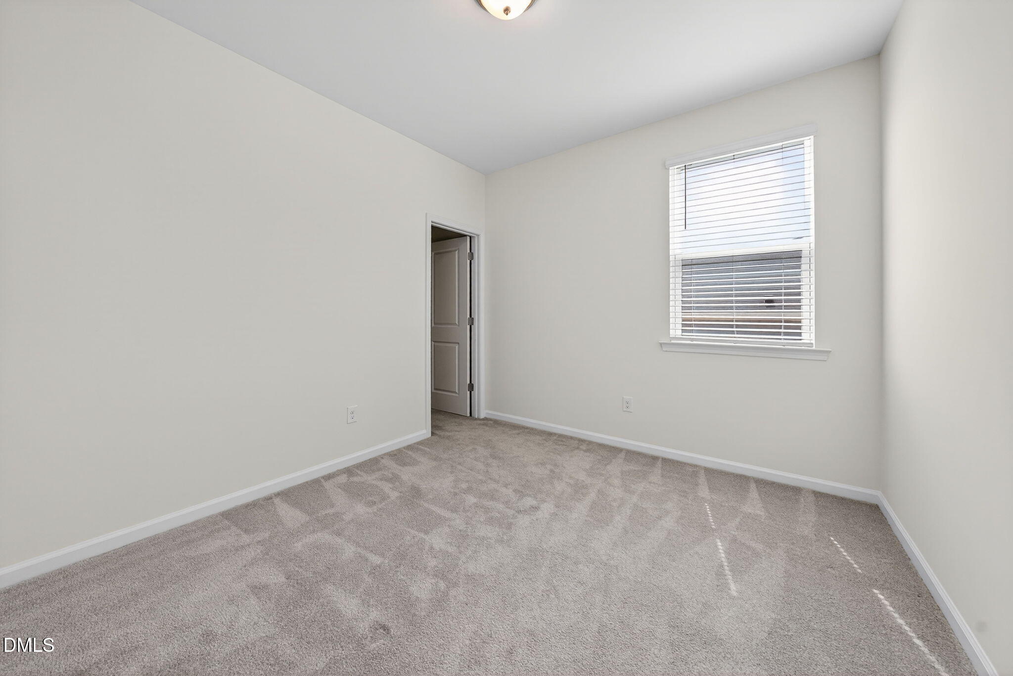 468 Thorny Branch Drive Property Photo 8