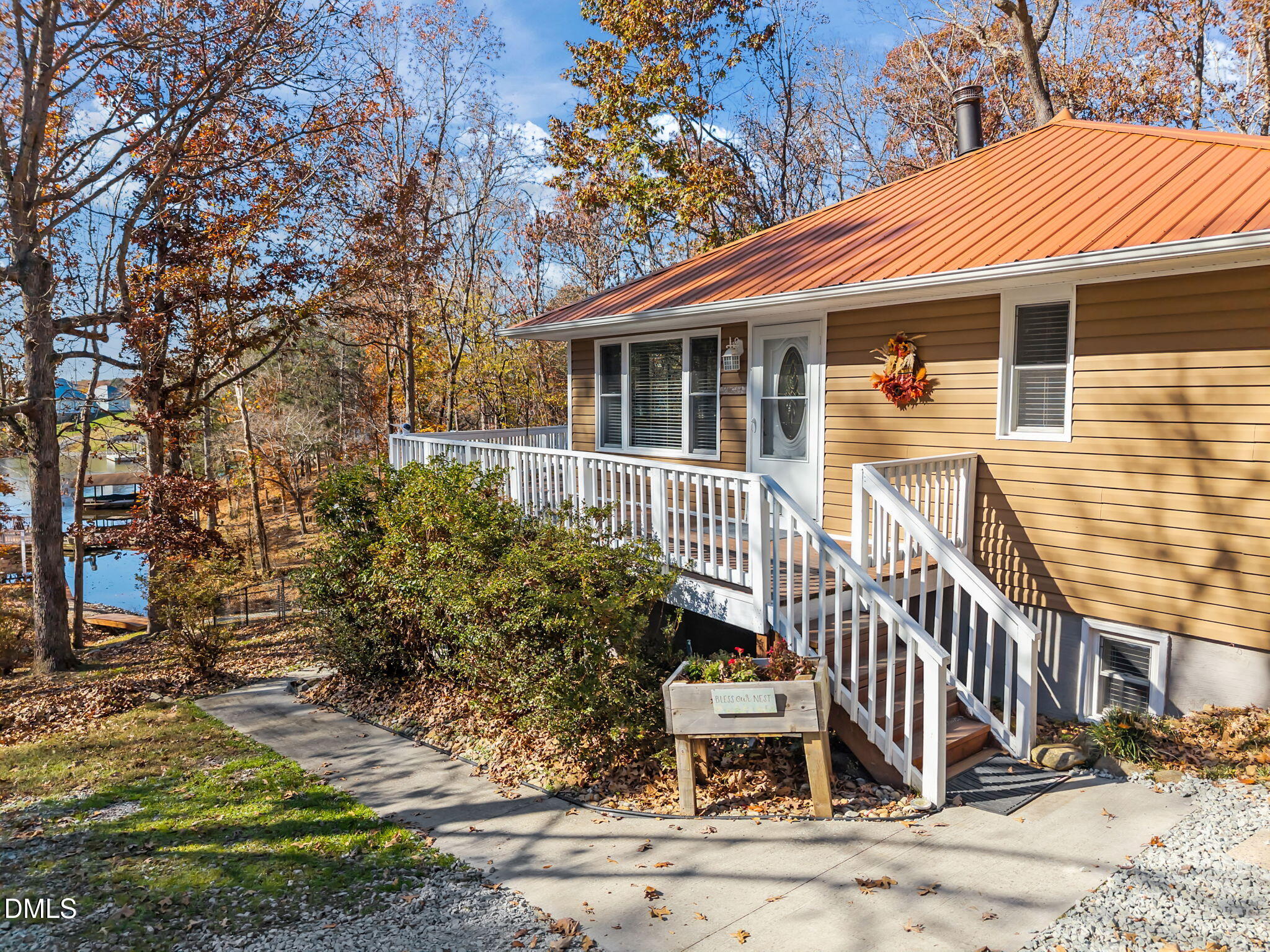 600 Fox Lair Trail Property Photo 49