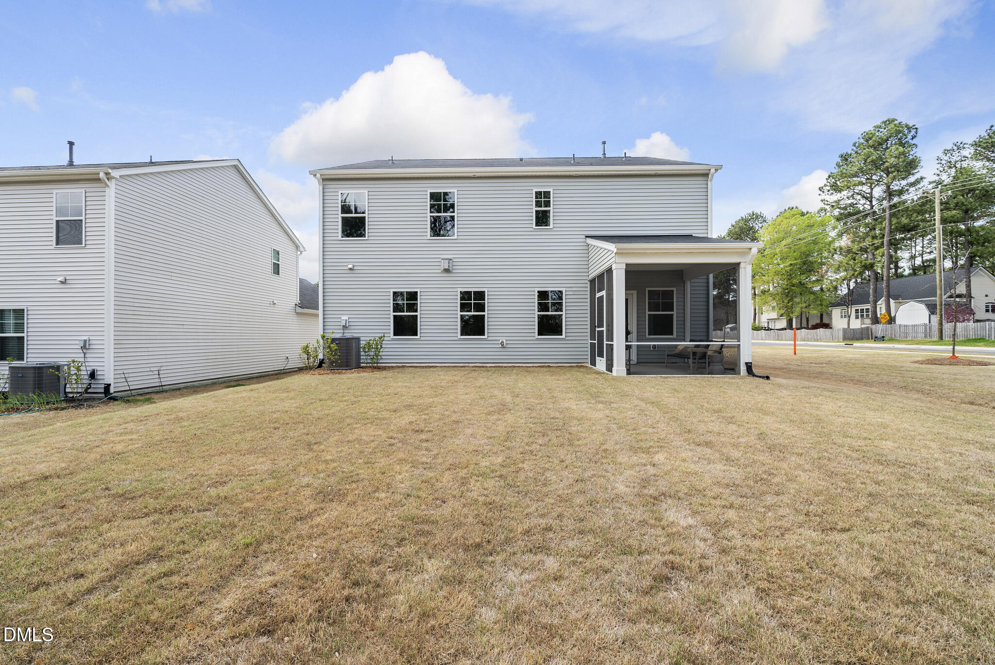 3836 Mason Bluff Drive Property Photo 2