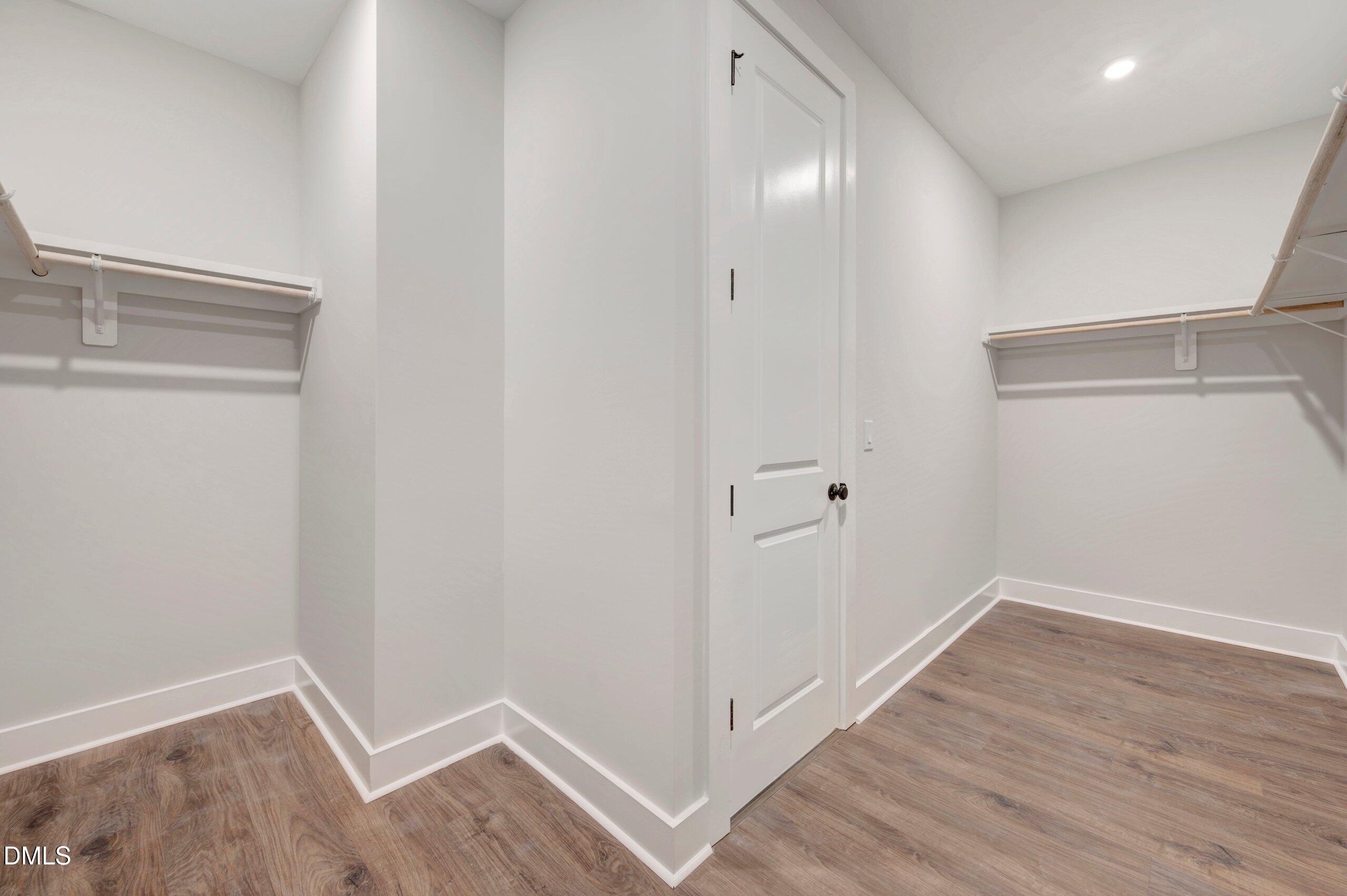 2488 Vetrina Way Property Photo 4