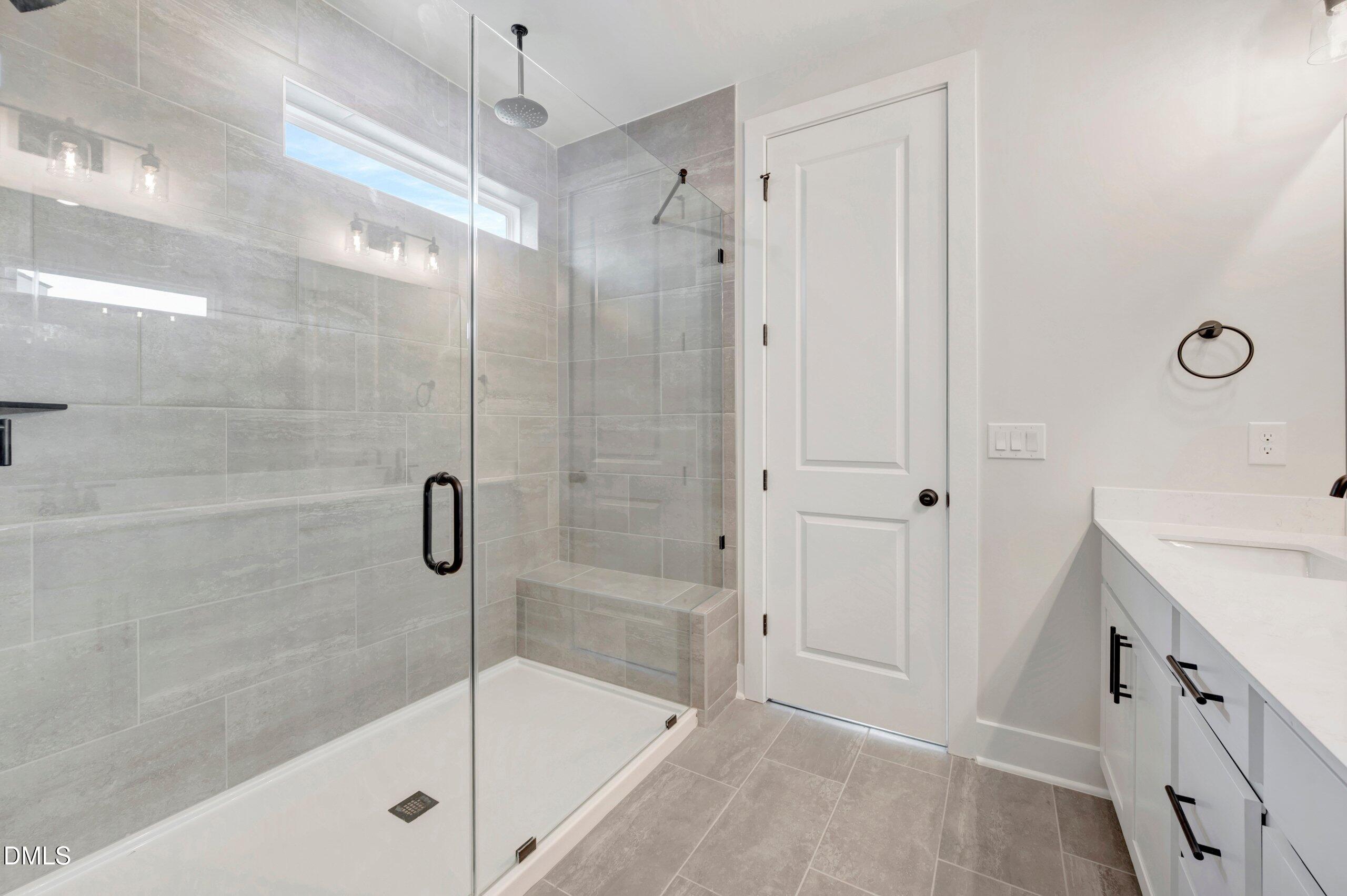 2488 Vetrina Way Property Photo 6
