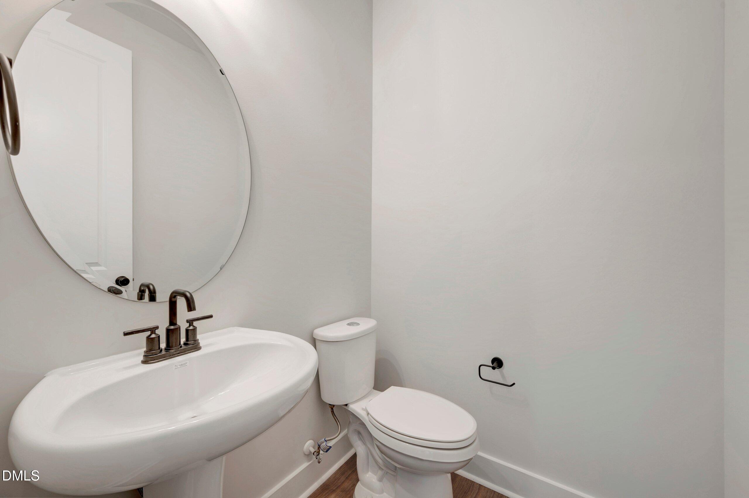 2488 Vetrina Way Property Photo 14