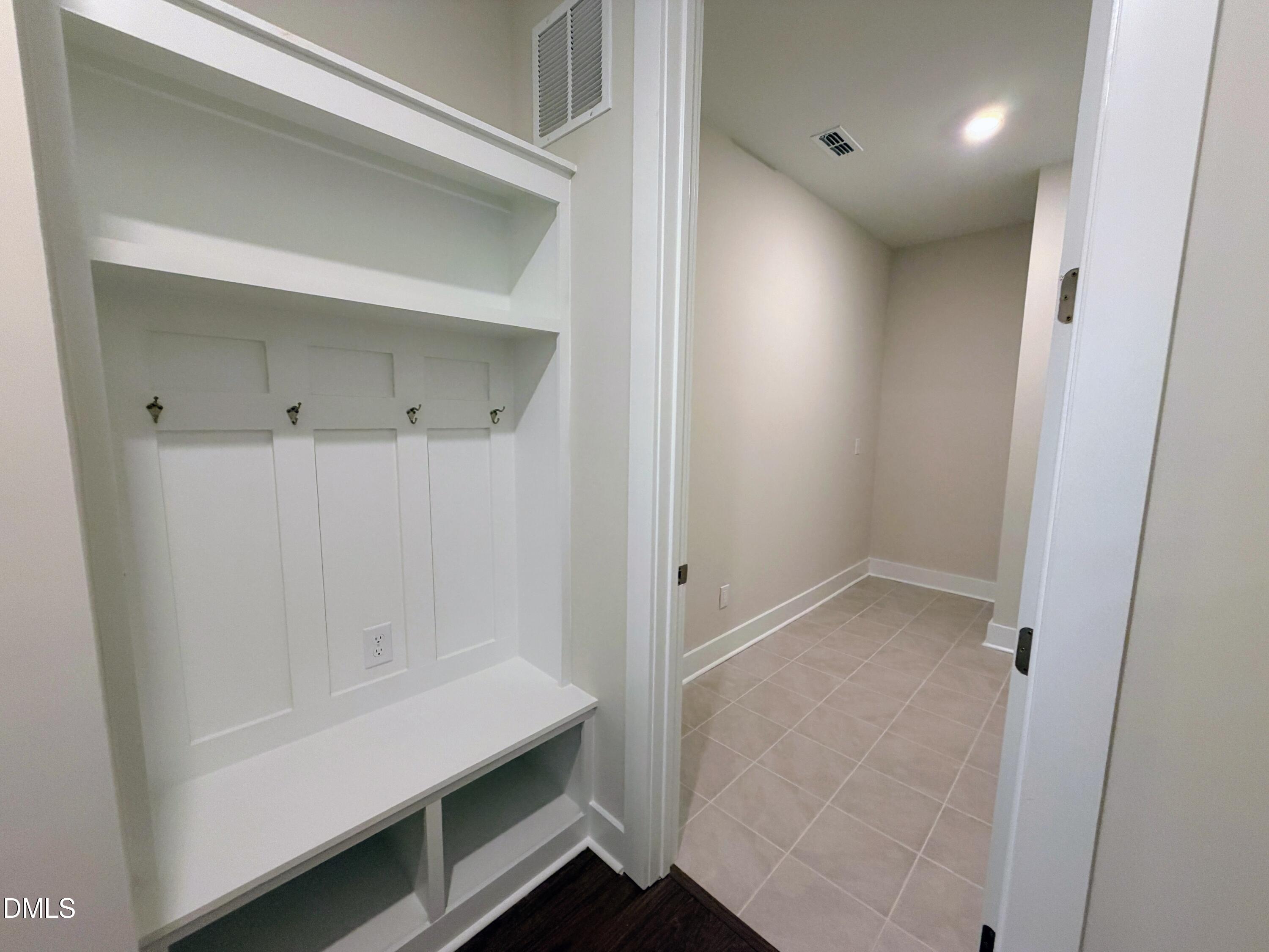 2473 Vetrina Way Property Photo 10