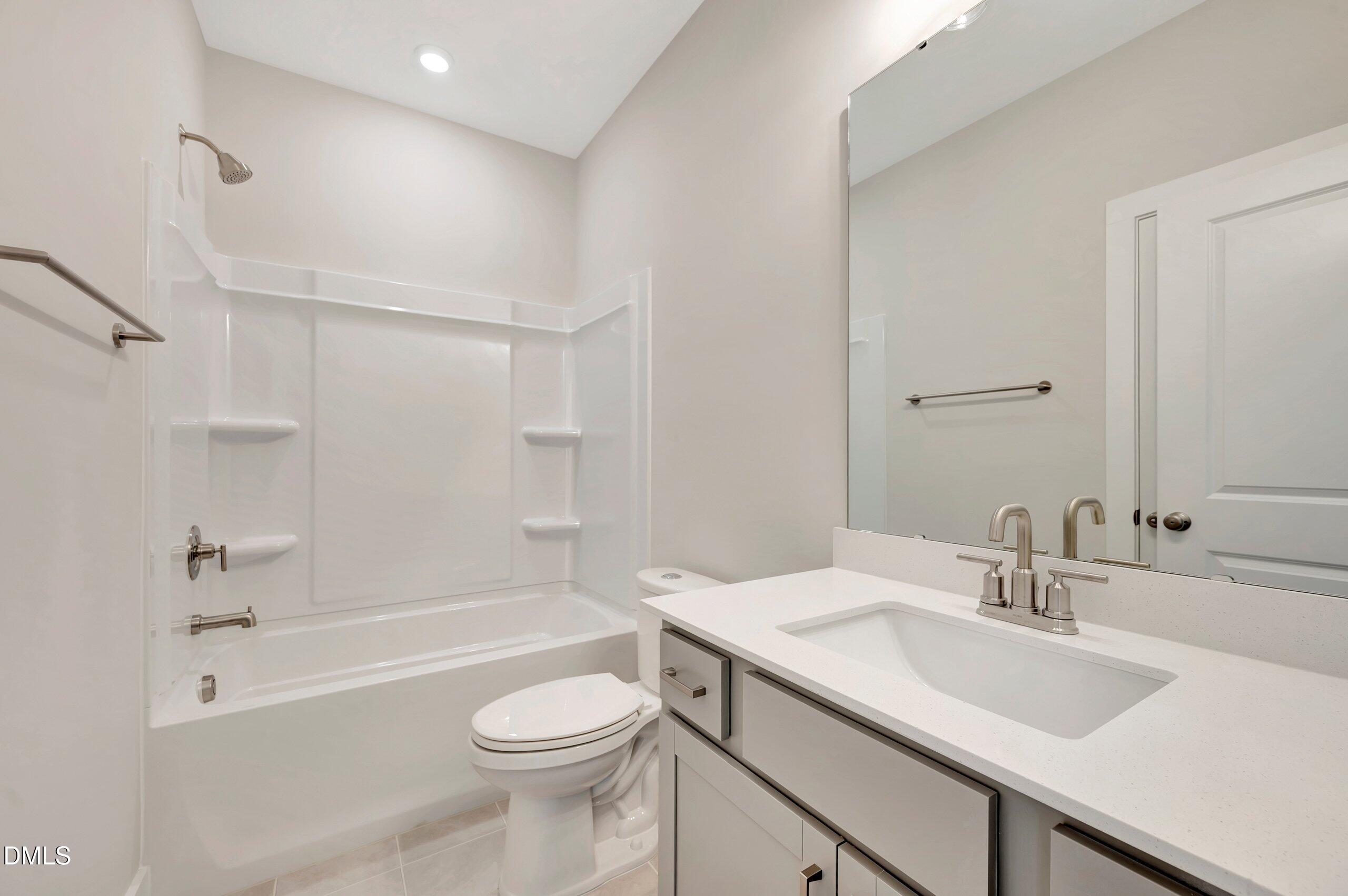 2473 Vetrina Way Property Photo 15