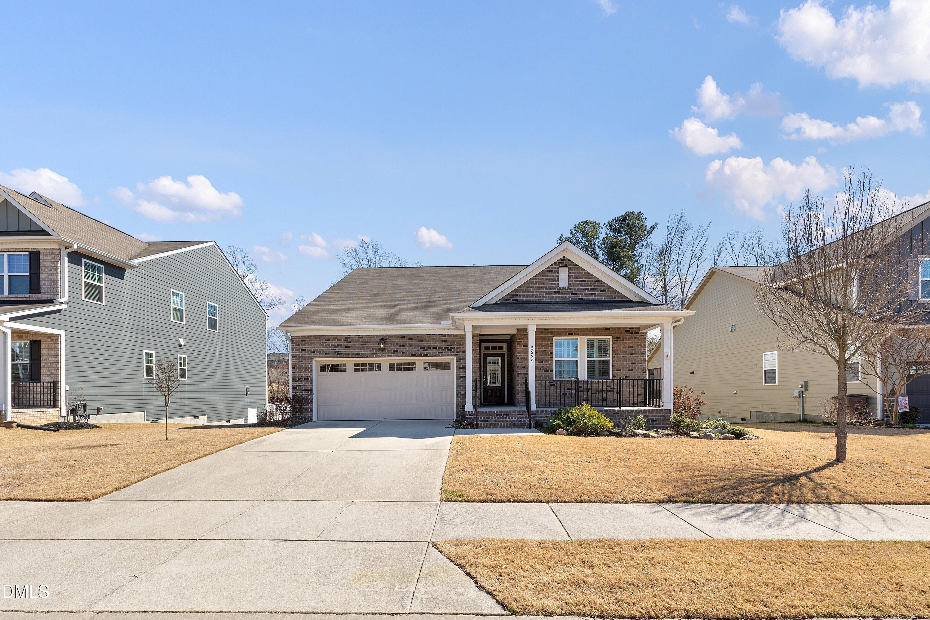 2229 Longmont Drive Property Photo 4