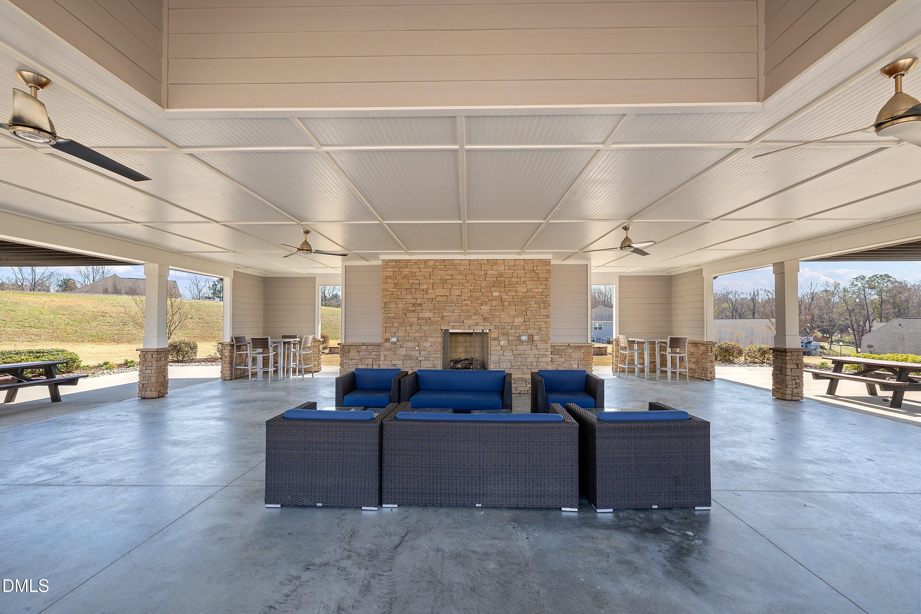 2229 Longmont Drive Property Photo 62
