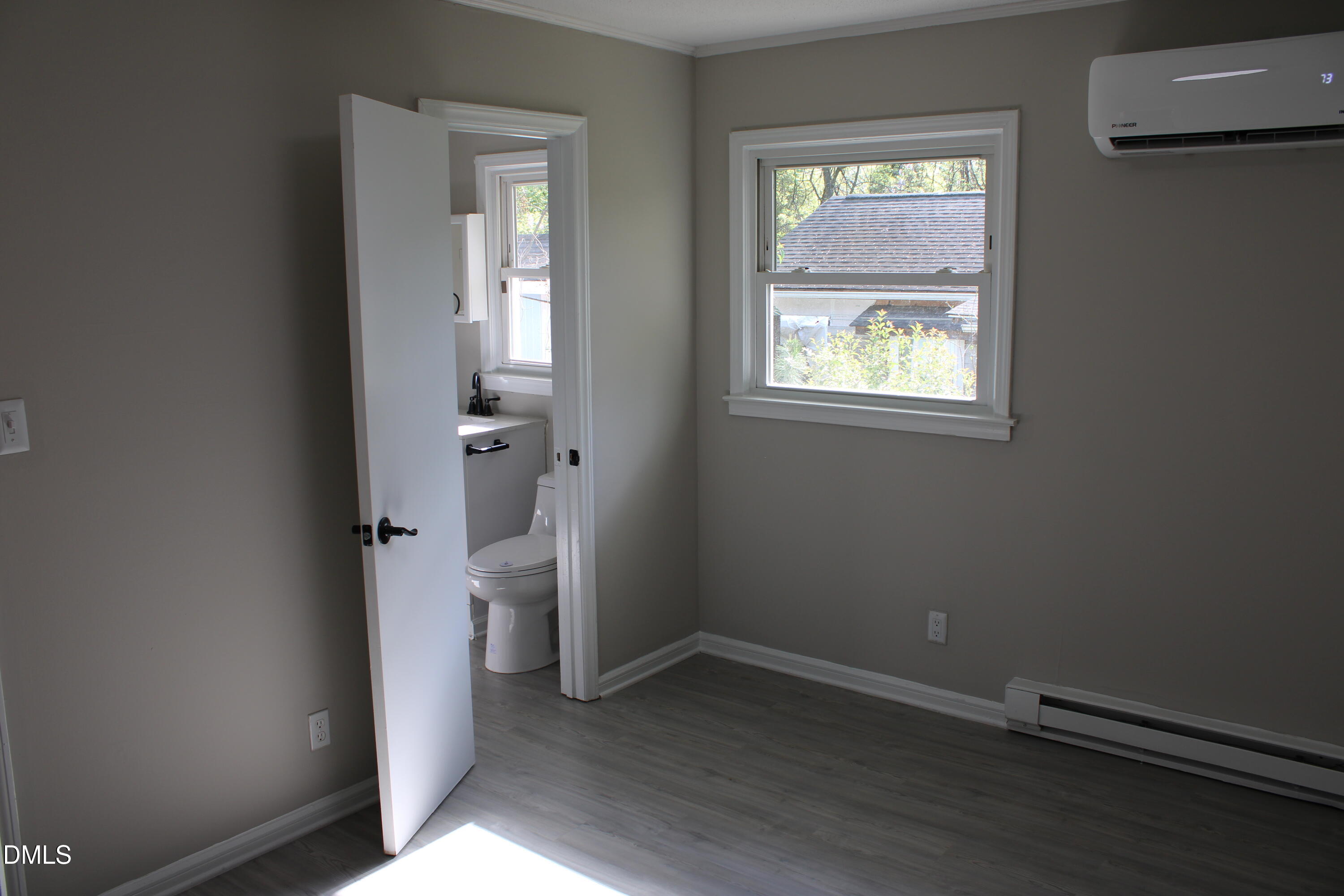 1120 Drew Street Property Photo 16